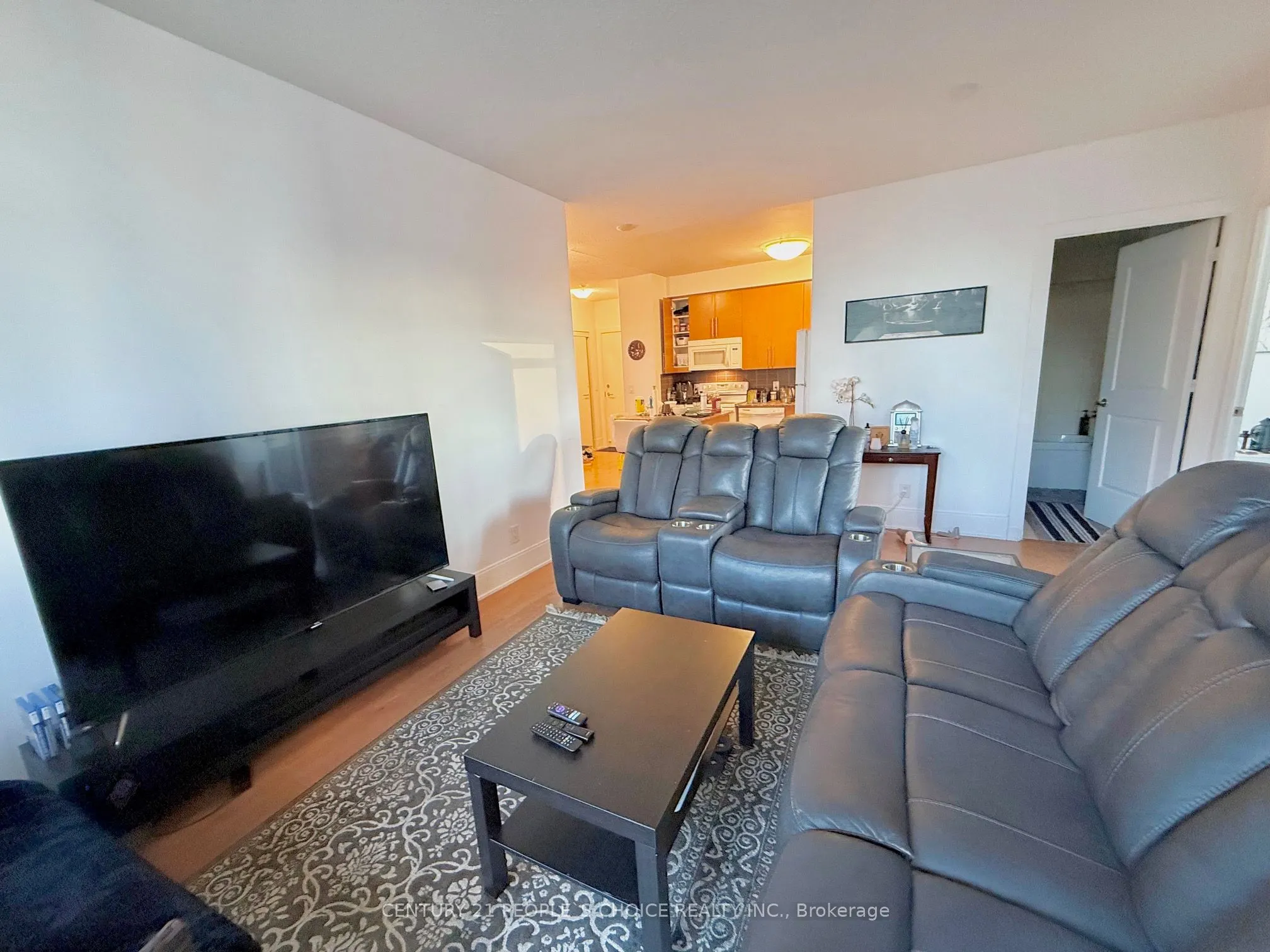 330 Burnhamthorpe Road W, #1807