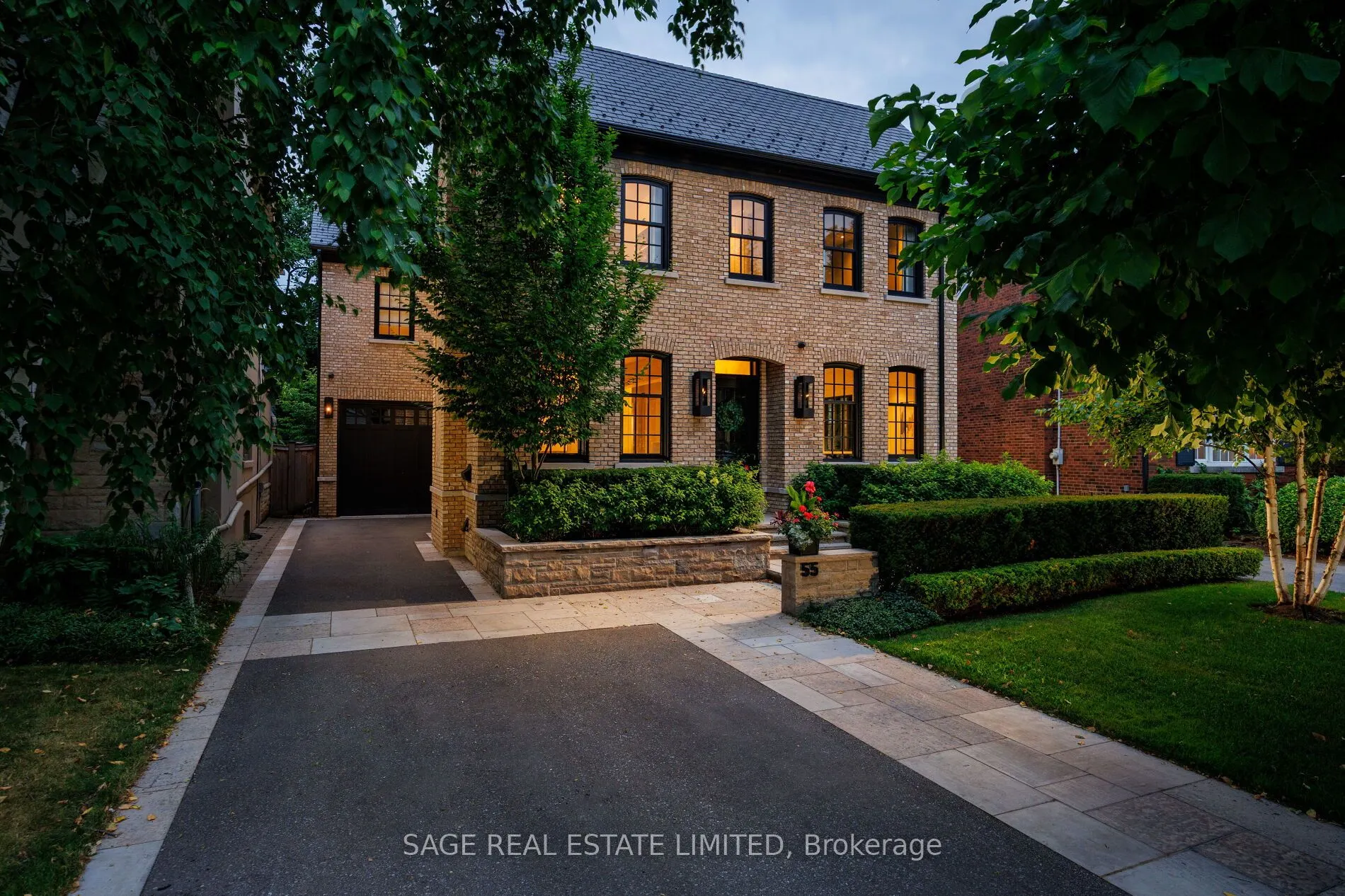 55 Strath Avenue