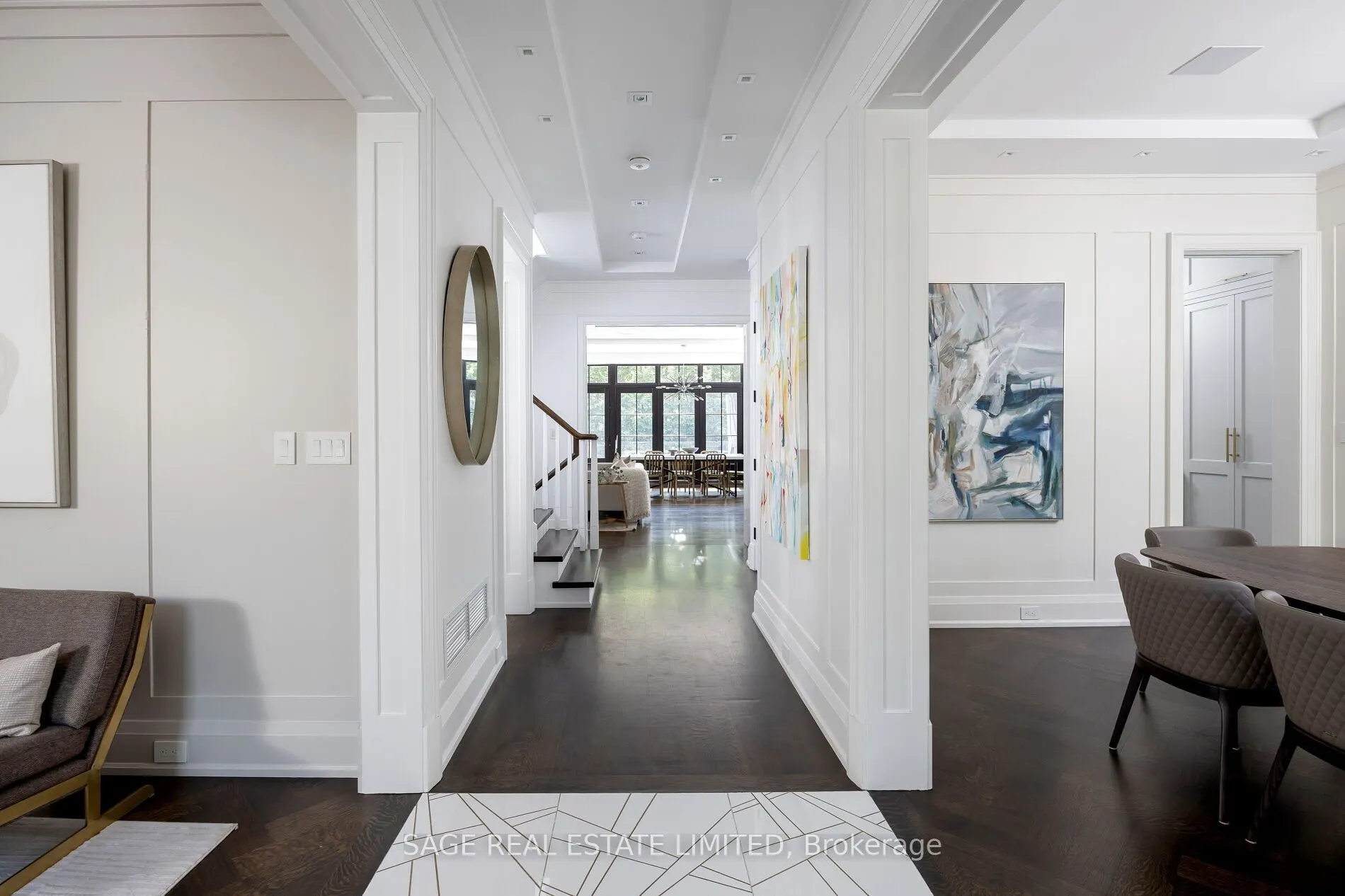 55 Strath Avenue
