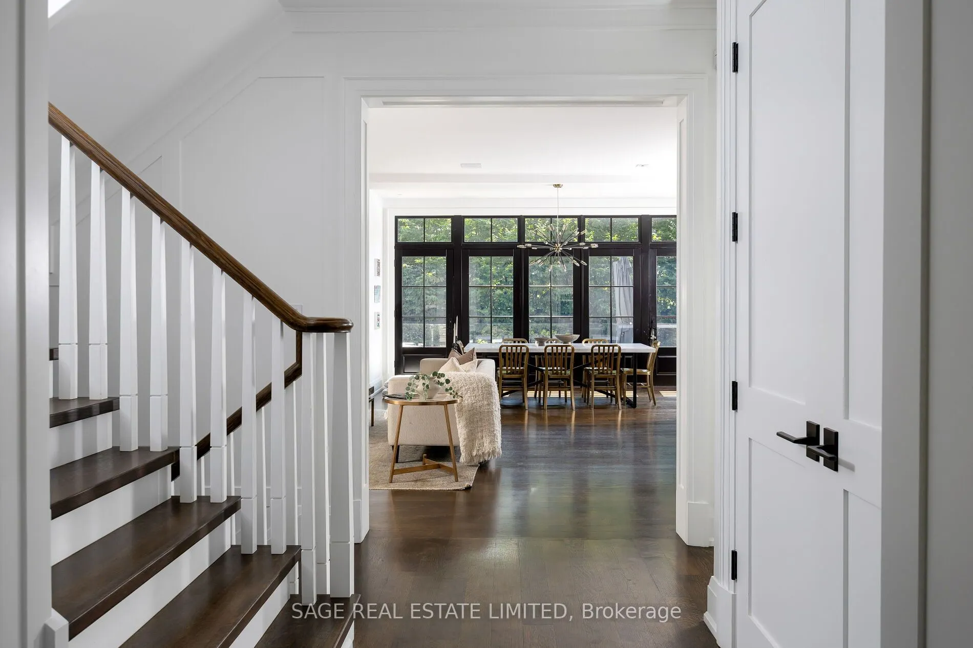 55 Strath Avenue