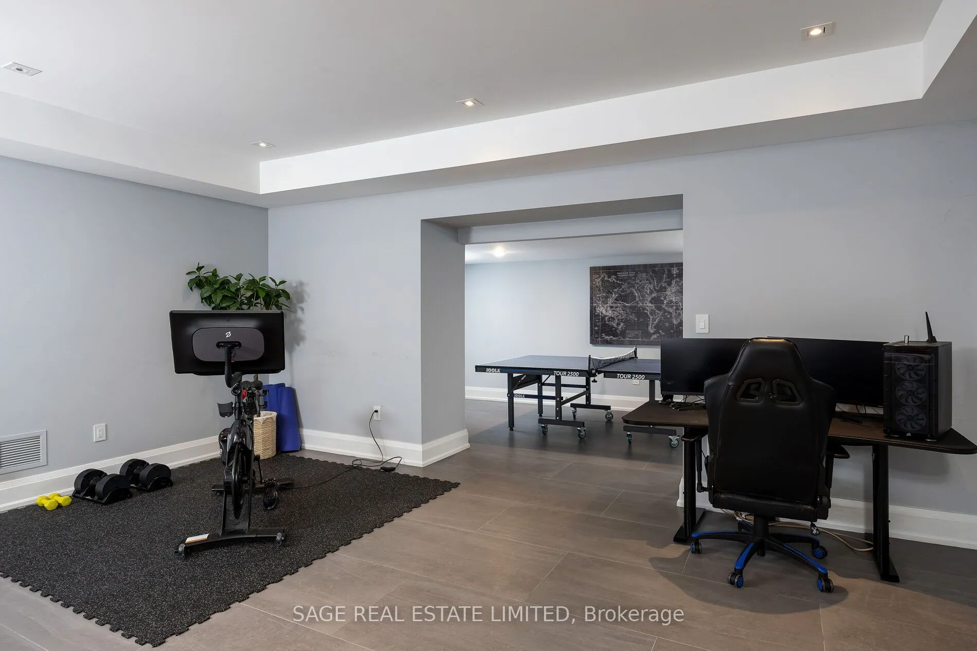 55 Strath Avenue