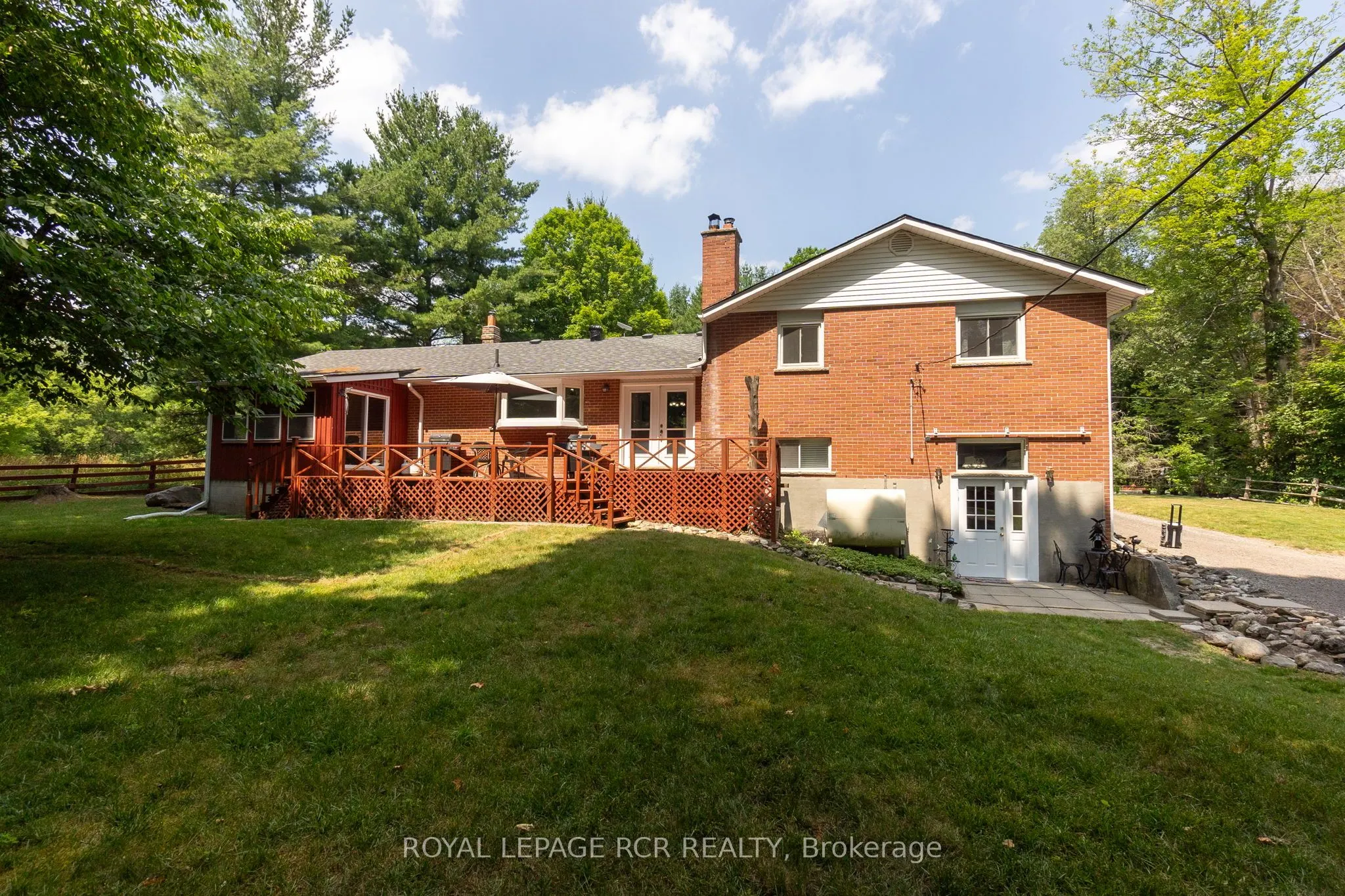 7561 Finnerty Side Road