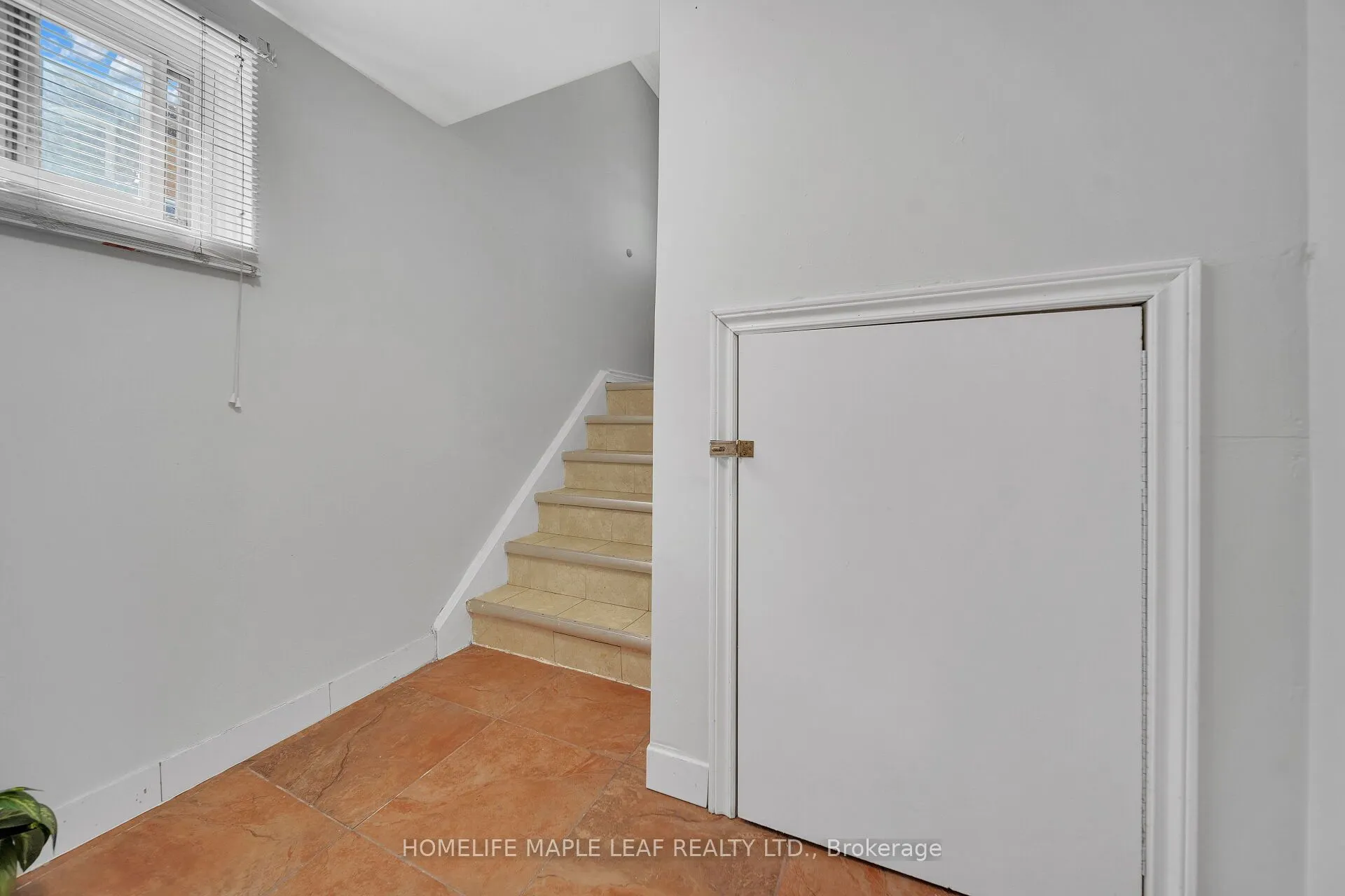 7464 Homeside Gardens