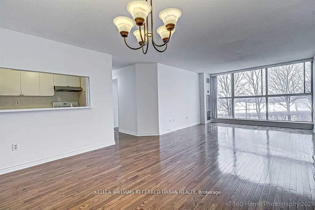 4185 Shipp Drive, #211