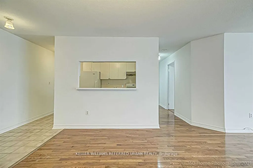 4185 Shipp Drive, #211