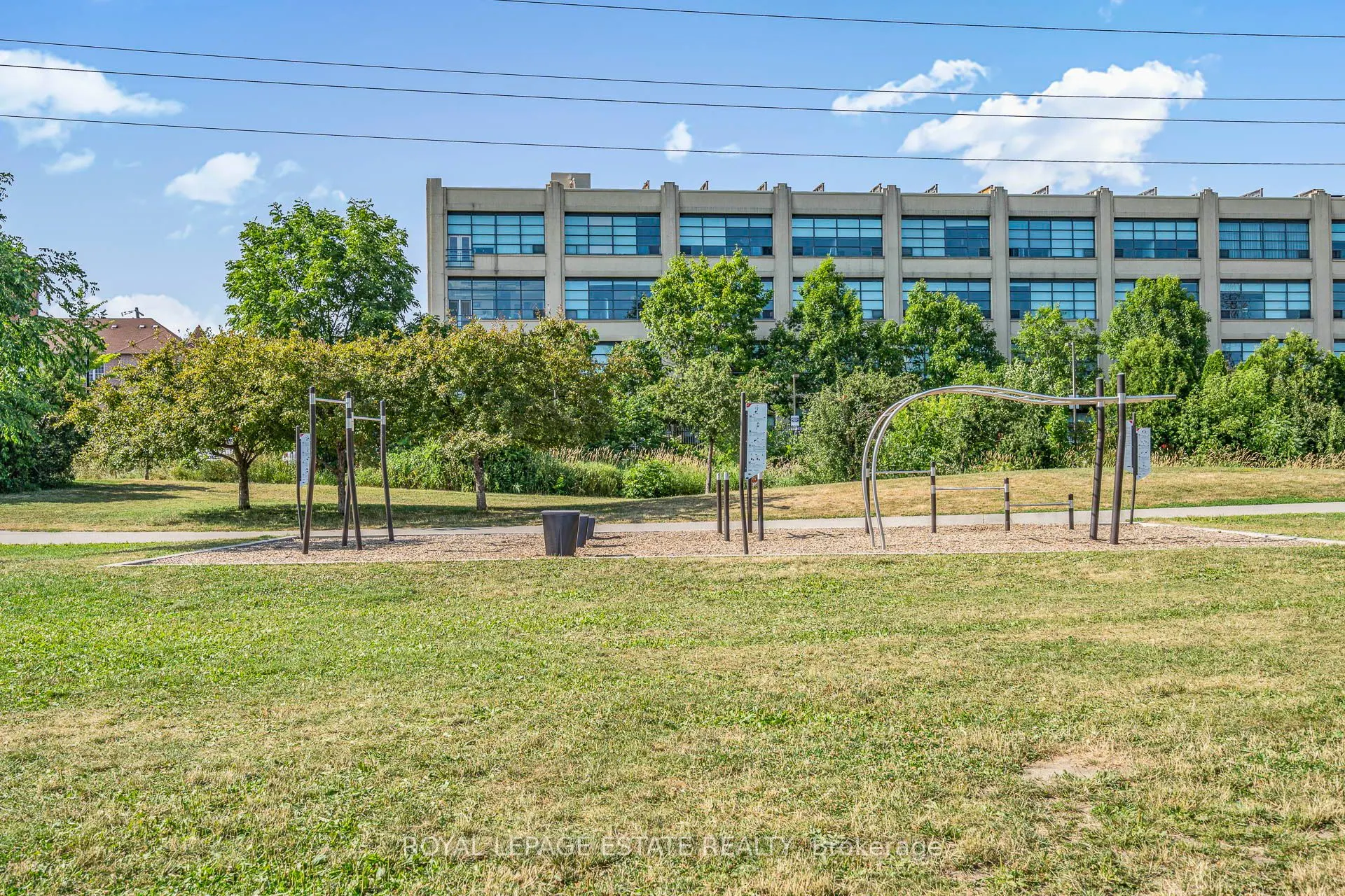 550 Hopewell Avenue, #301