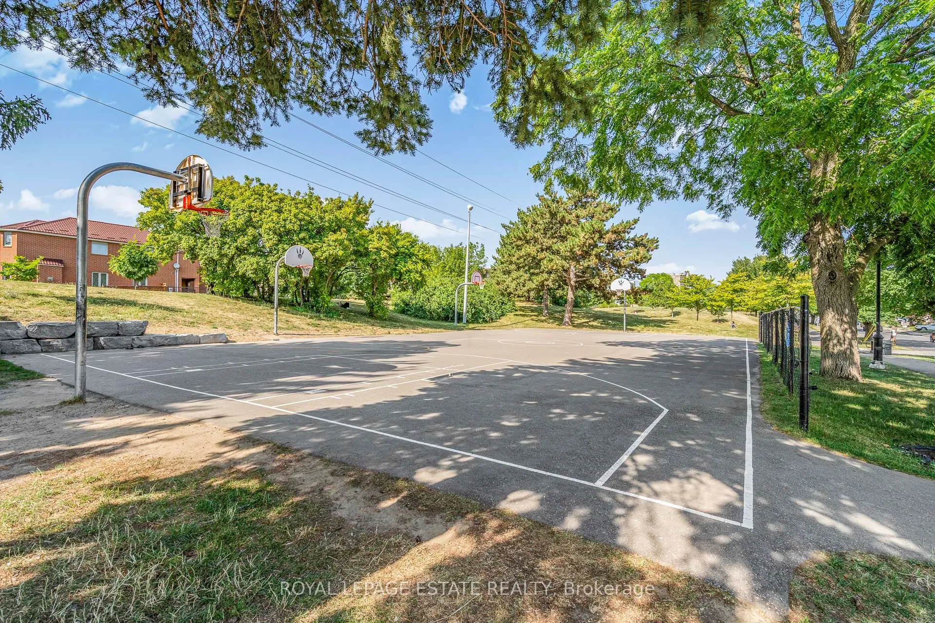 550 Hopewell Avenue, #301
