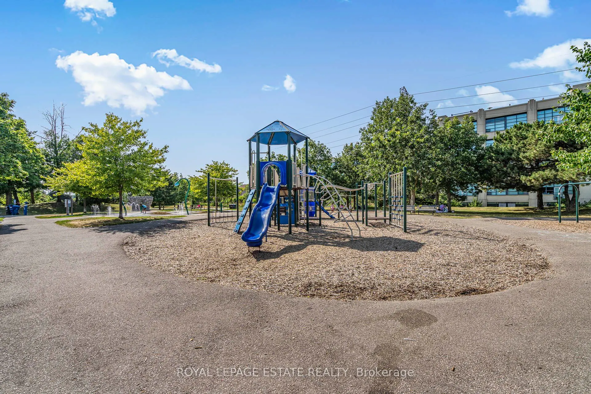 550 Hopewell Avenue, #301