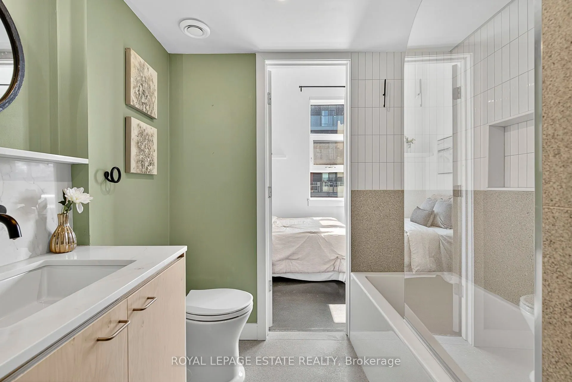 550 Hopewell Avenue, #301