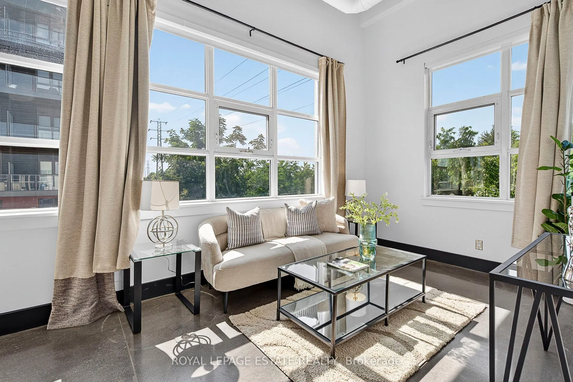 550 Hopewell Avenue, #301
