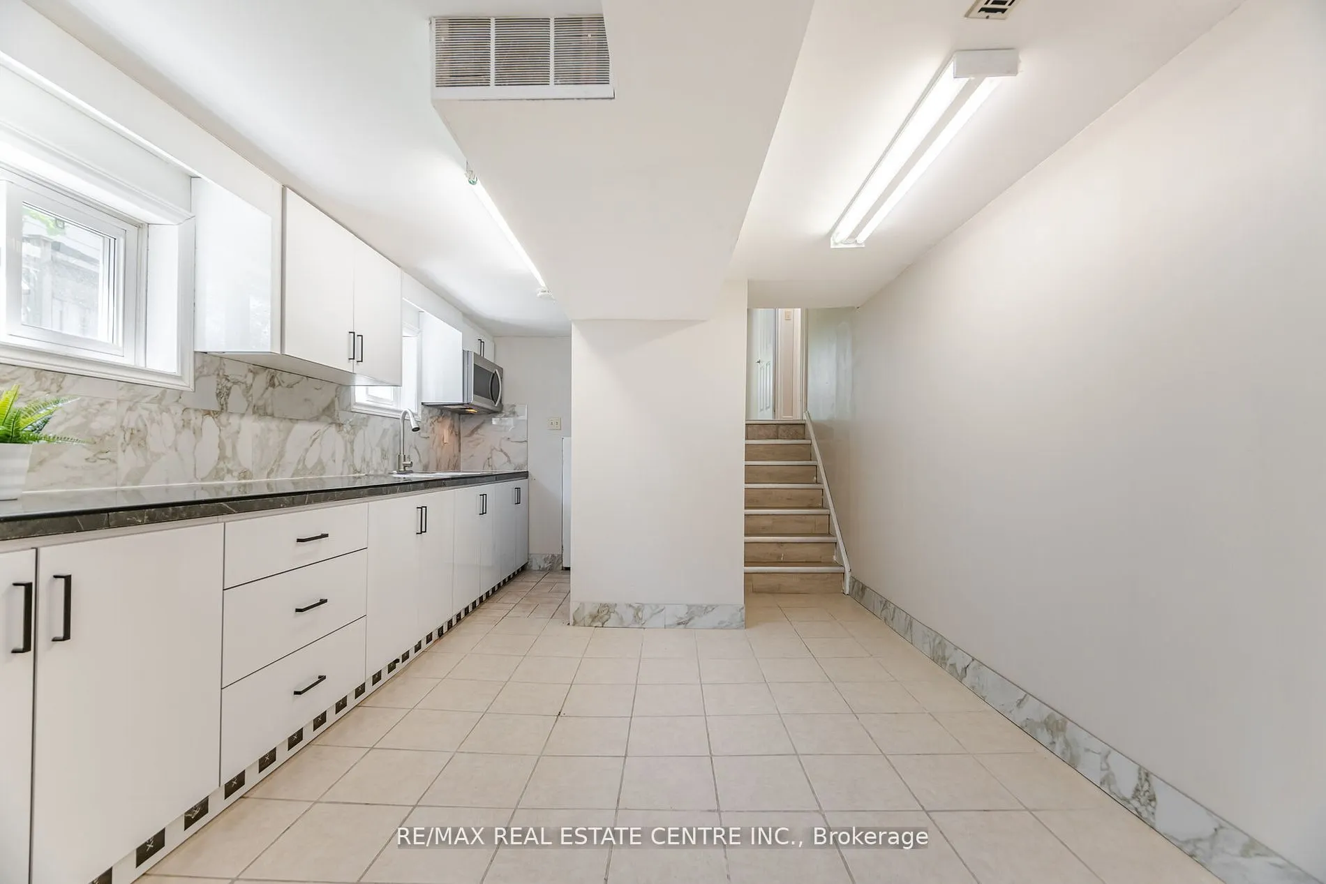 2203 Council Ring Road