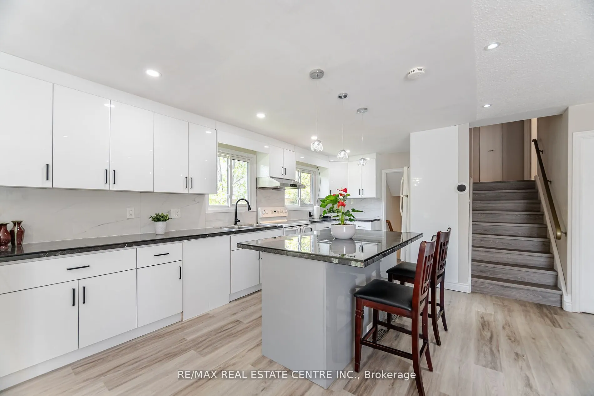 2203 Council Ring Road