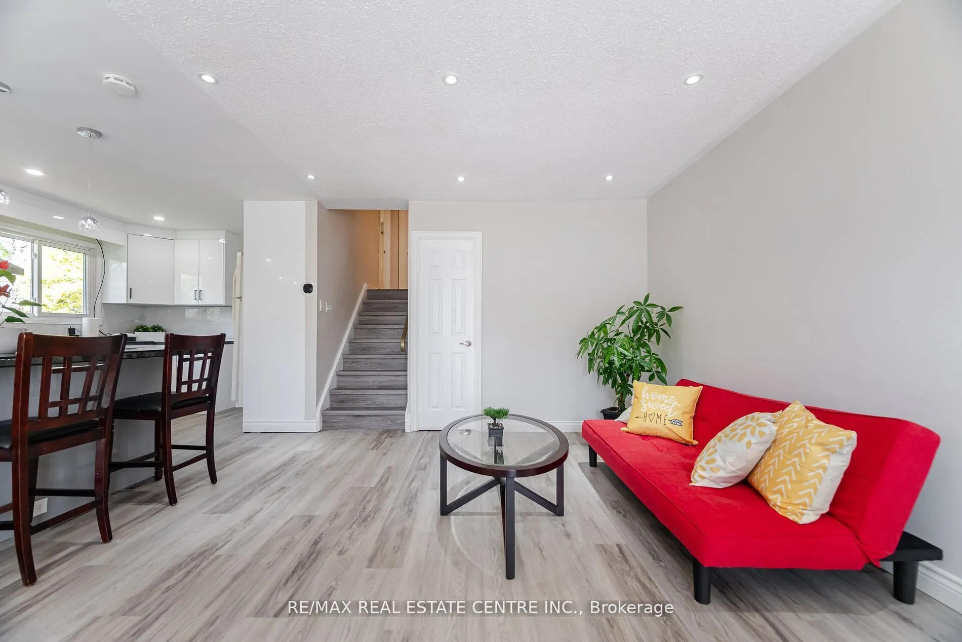 2203 Council Ring Road