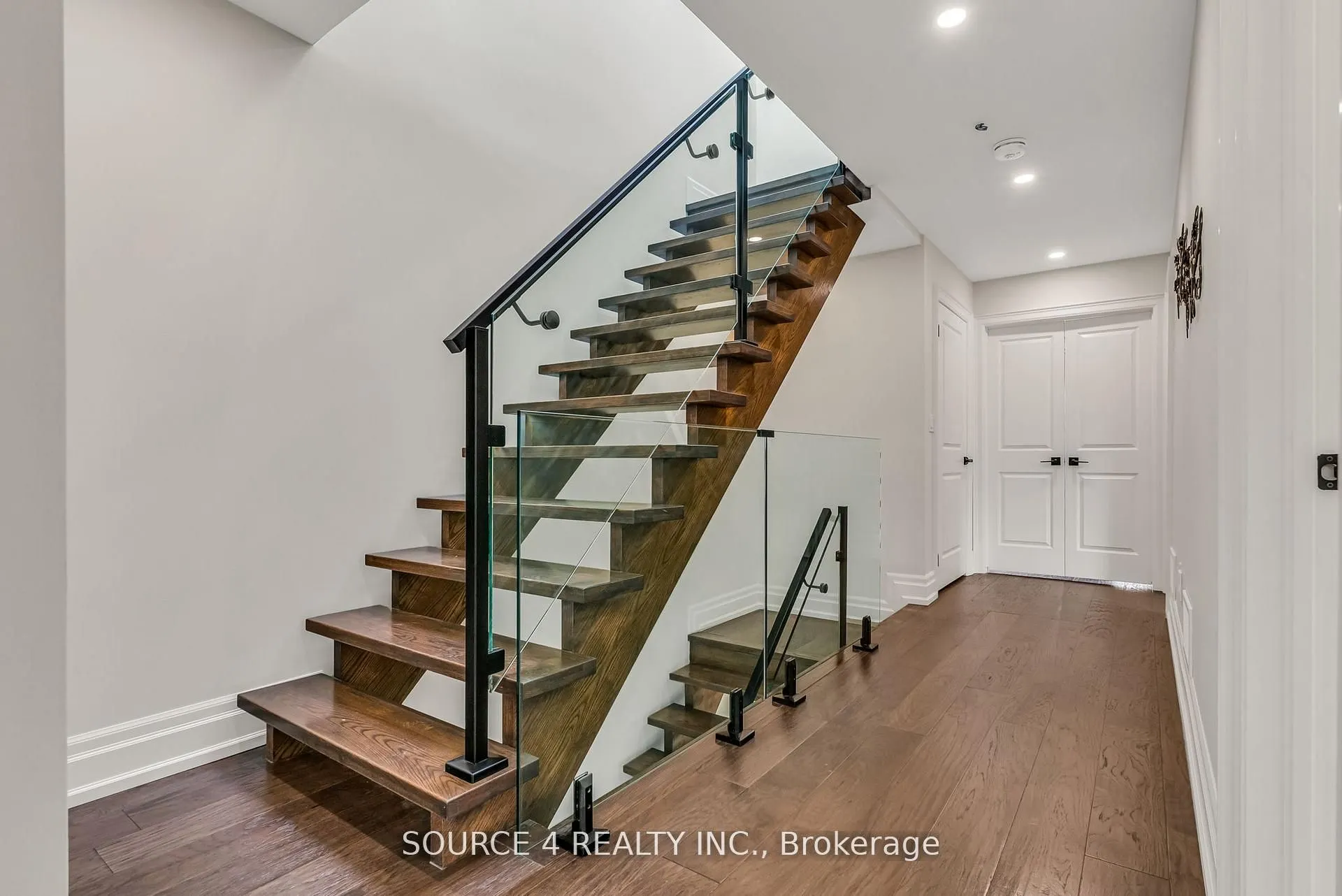 603 Royal York Road
