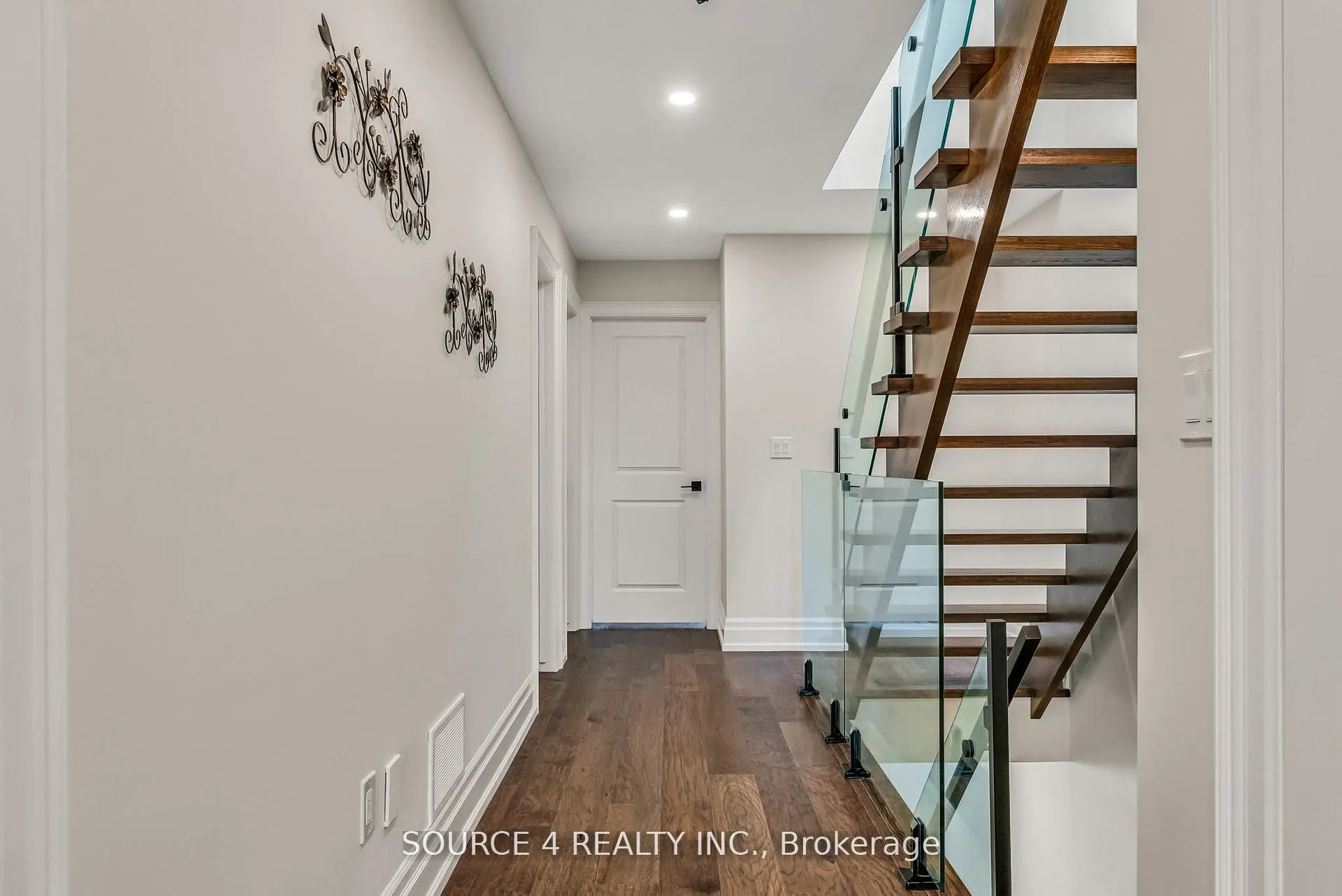 603 Royal York Road