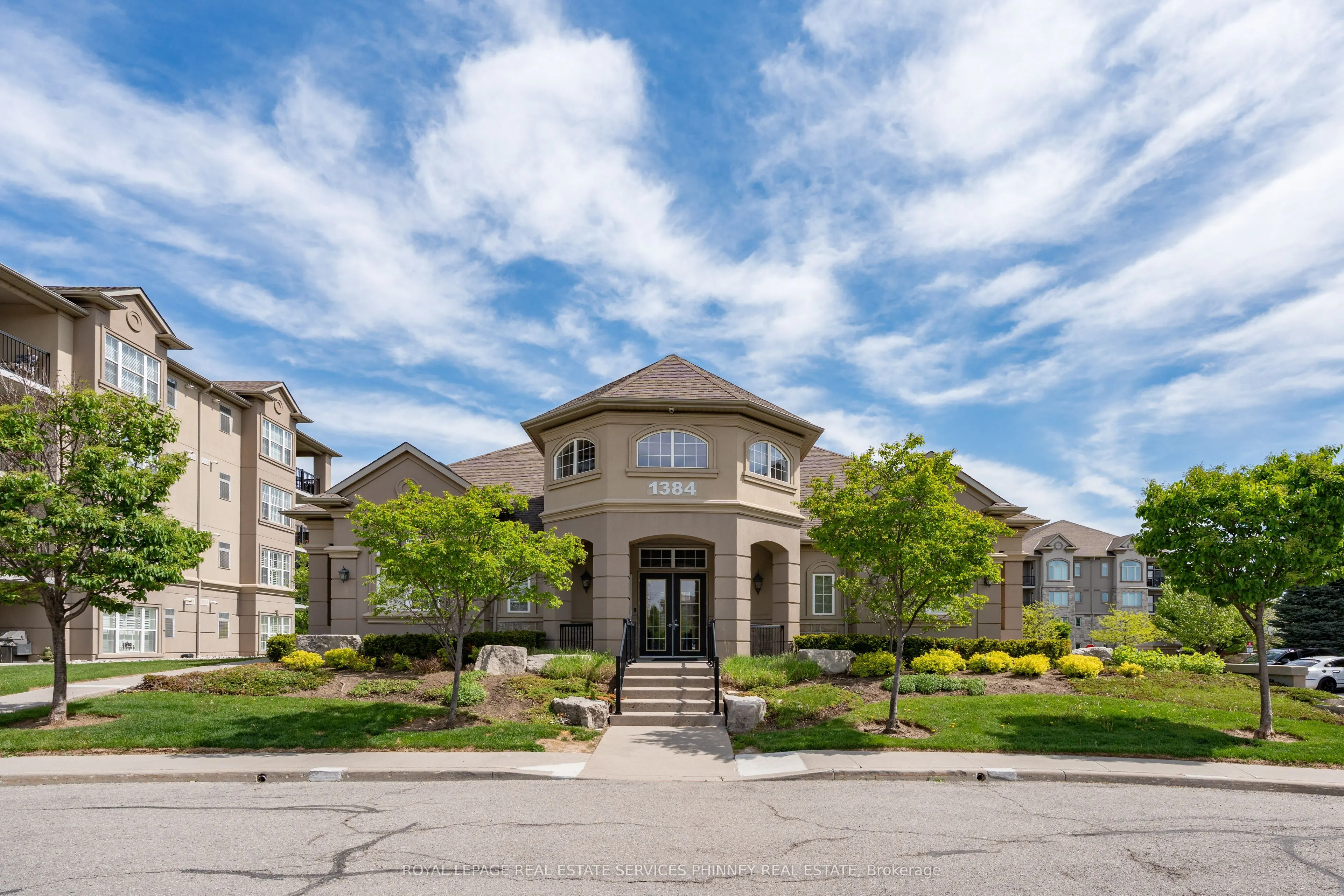 1350 Main Street, #208