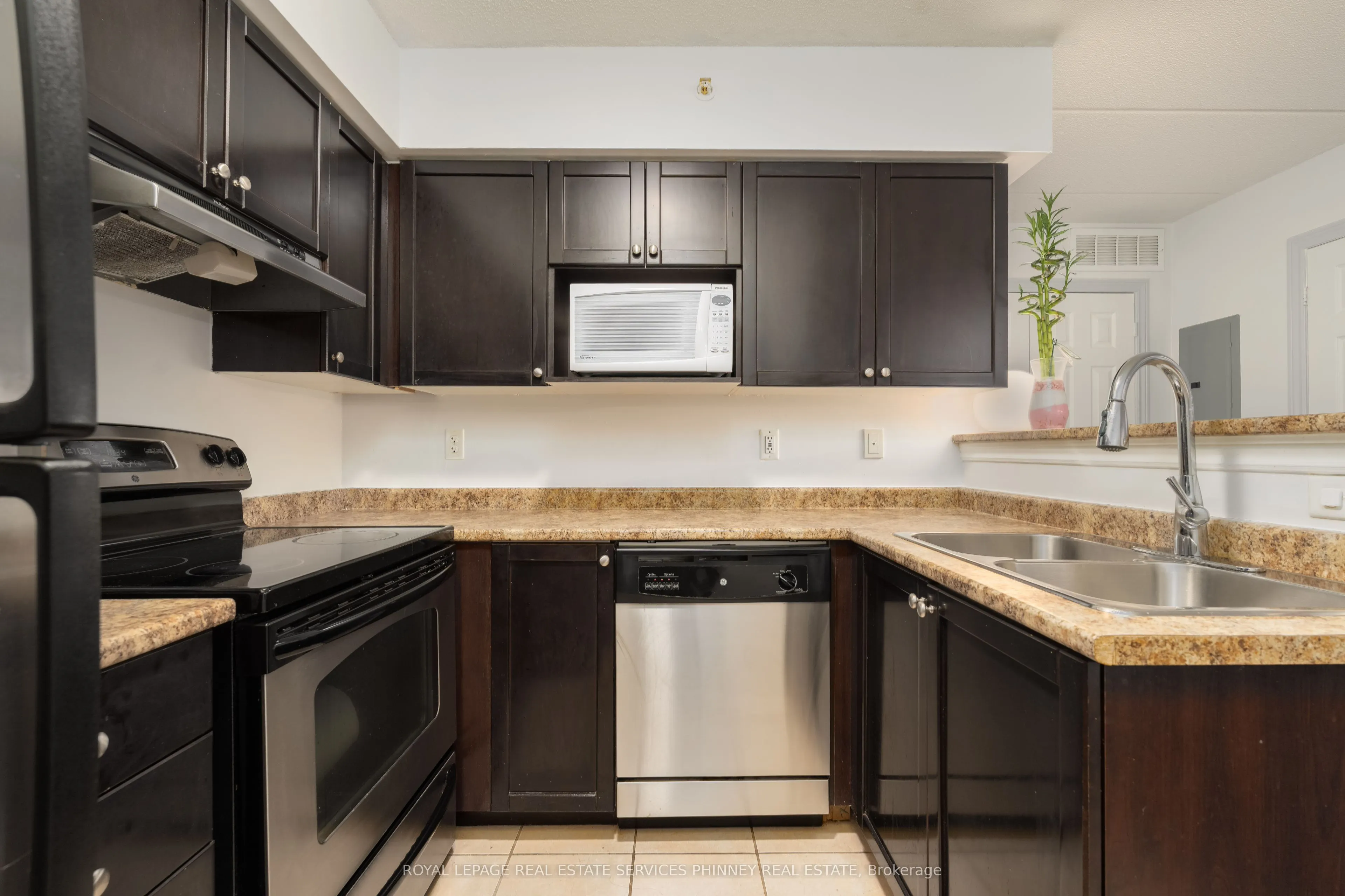 1350 Main Street, #208