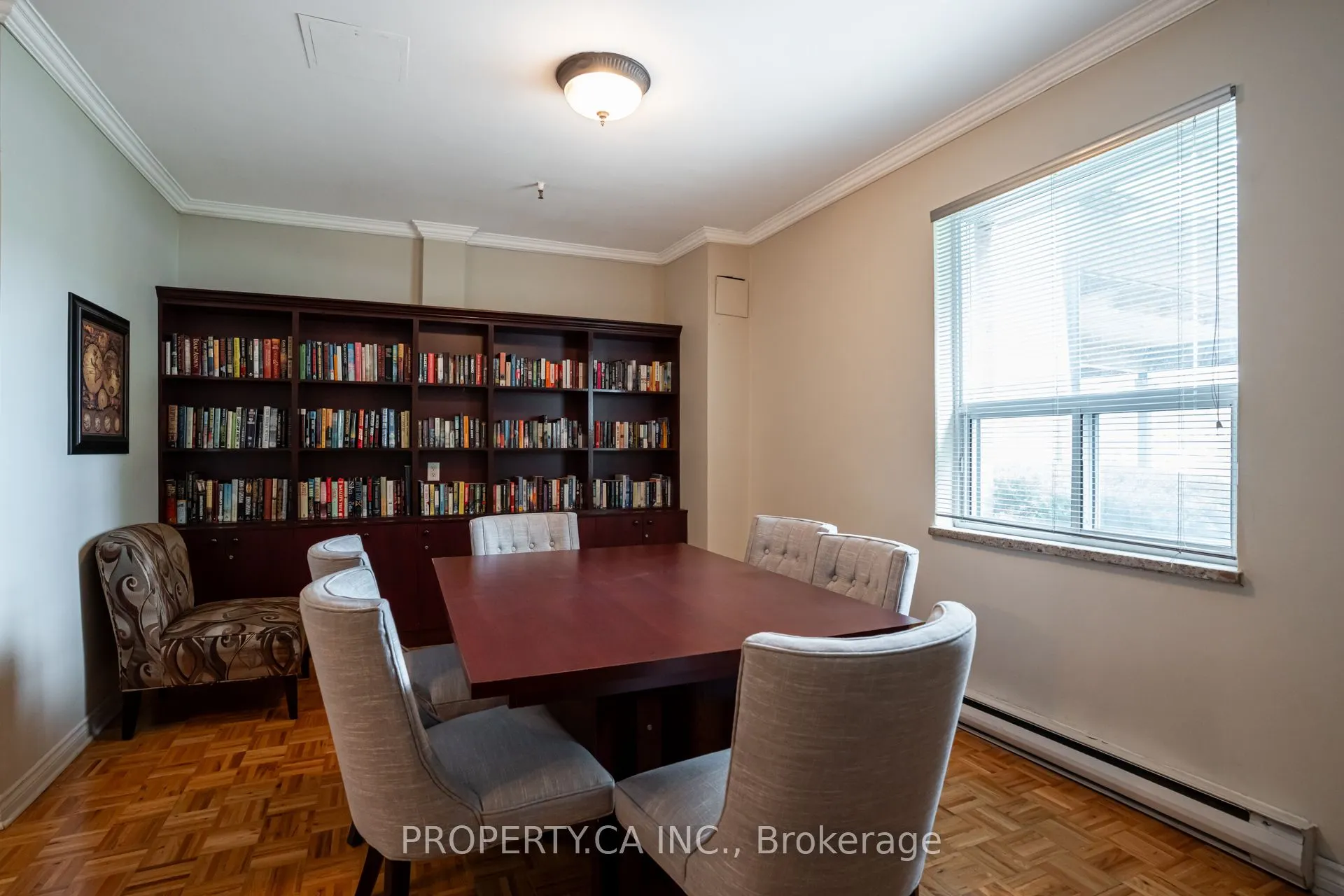 1660 Bloor Street E, #803