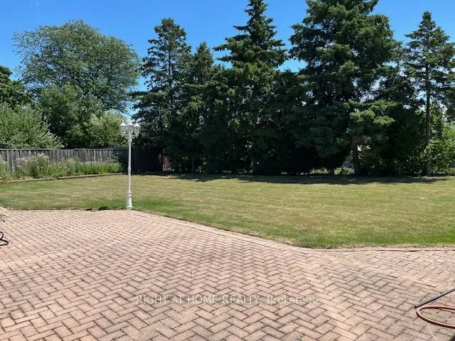 17 Maldaver Avenue