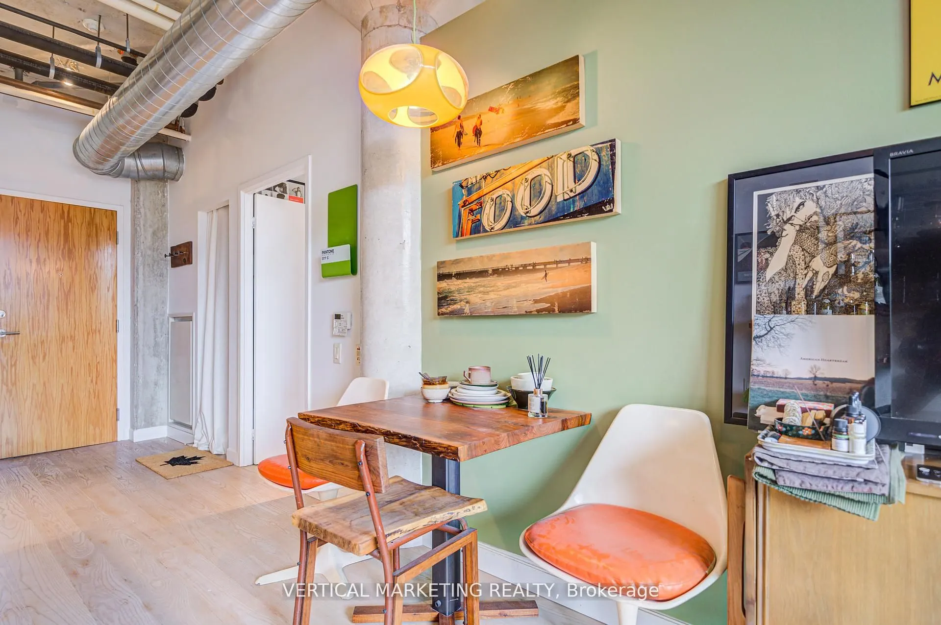 369 Sorauren Avenue, #510