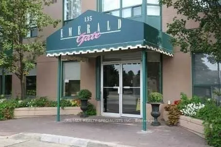 135 Hillcrest Avenue, #816