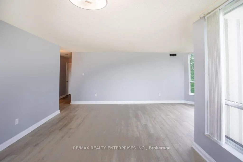 24 Hanover Road, #309