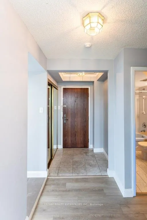 24 Hanover Road, #309