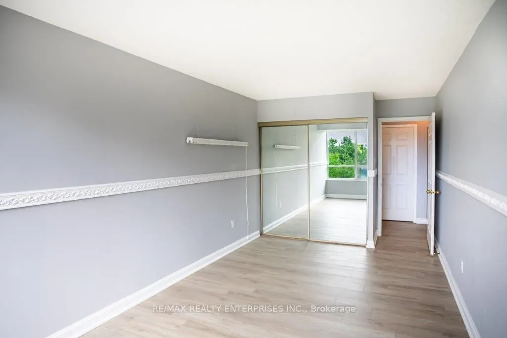 24 Hanover Road, #309