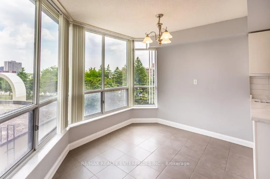 24 Hanover Road, #309