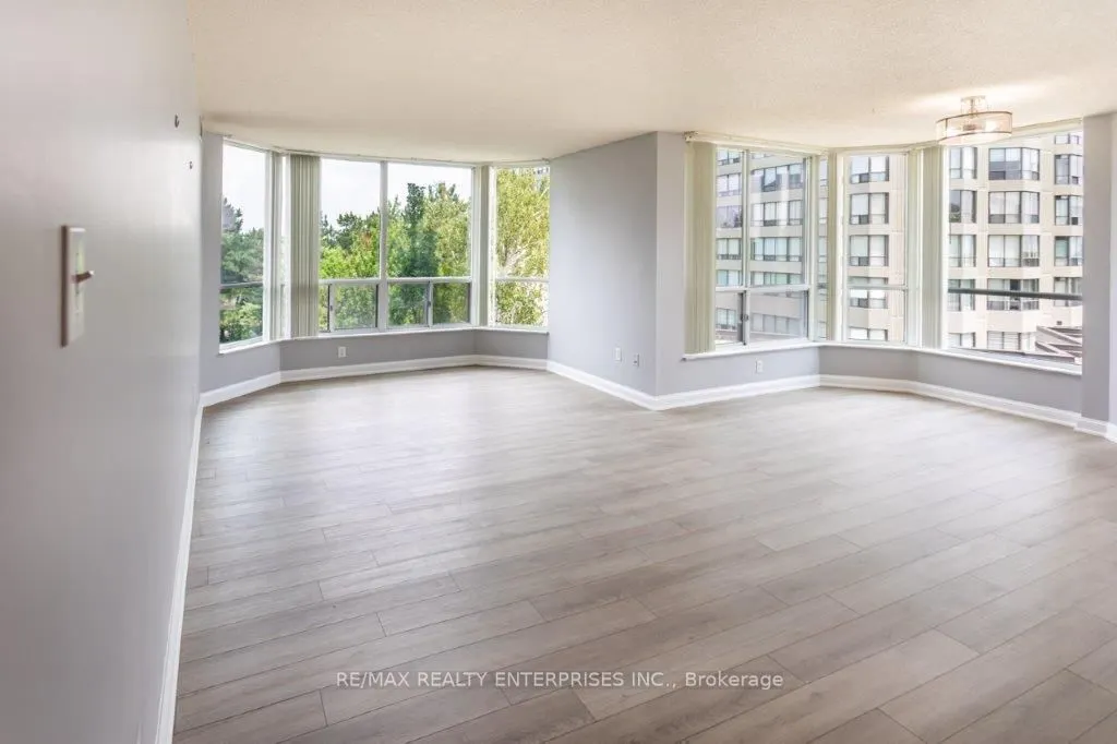 24 Hanover Road, #309