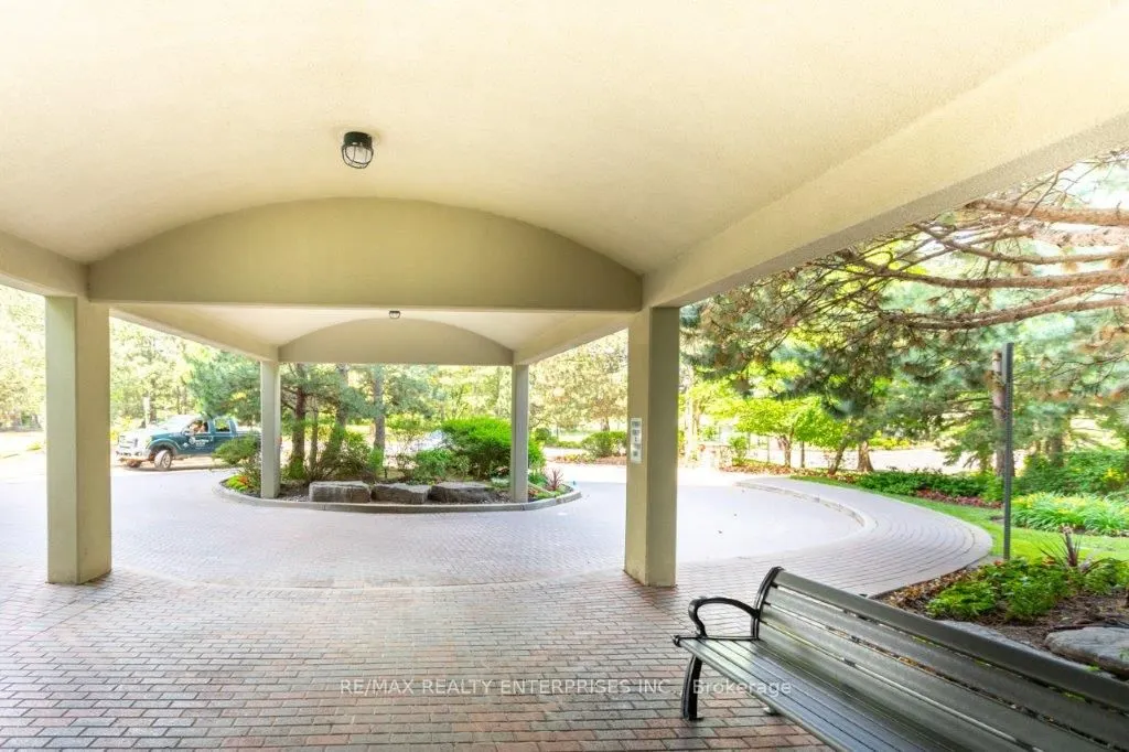 24 Hanover Road, #309