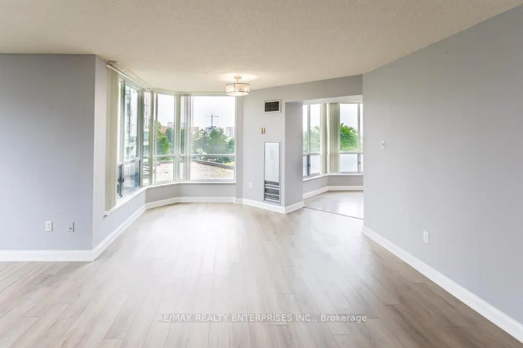 24 Hanover Road, #309
