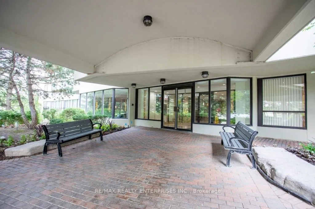 24 Hanover Road, #309