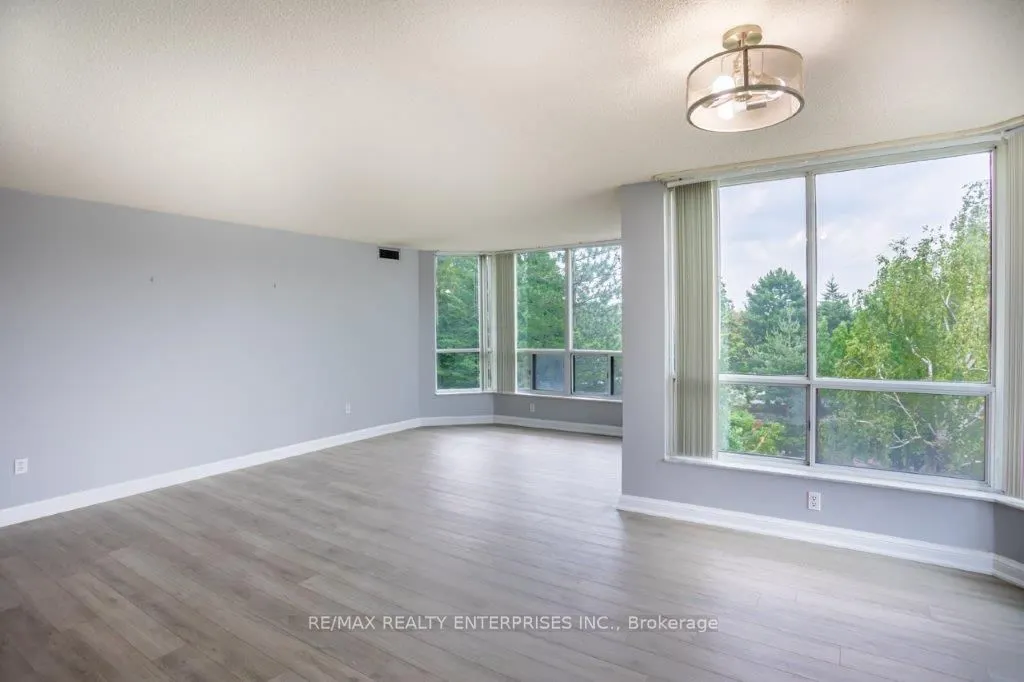 24 Hanover Road, #309