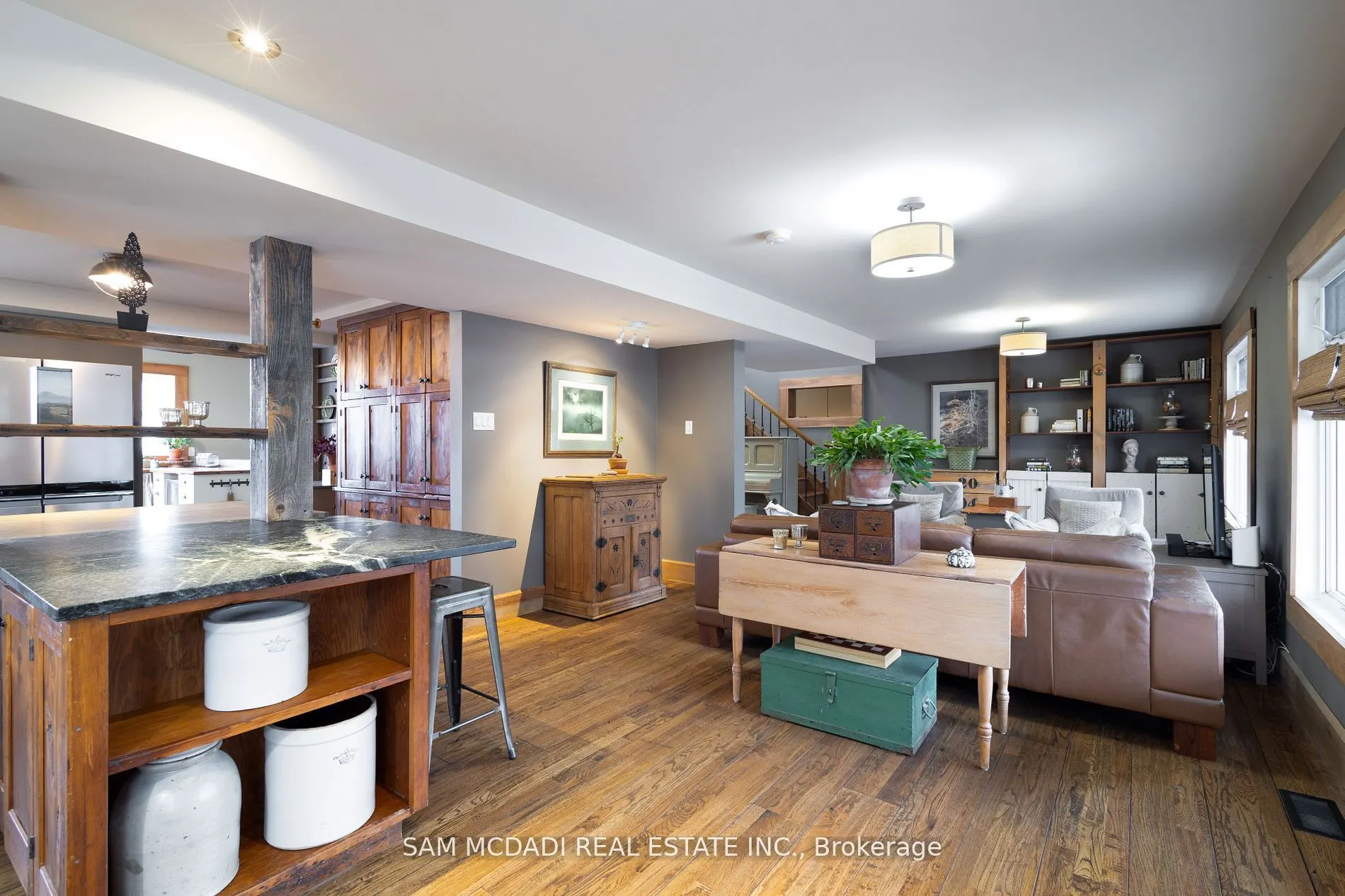 1302 Meredith Avenue