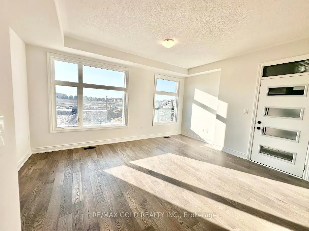 1292 Muller Lane