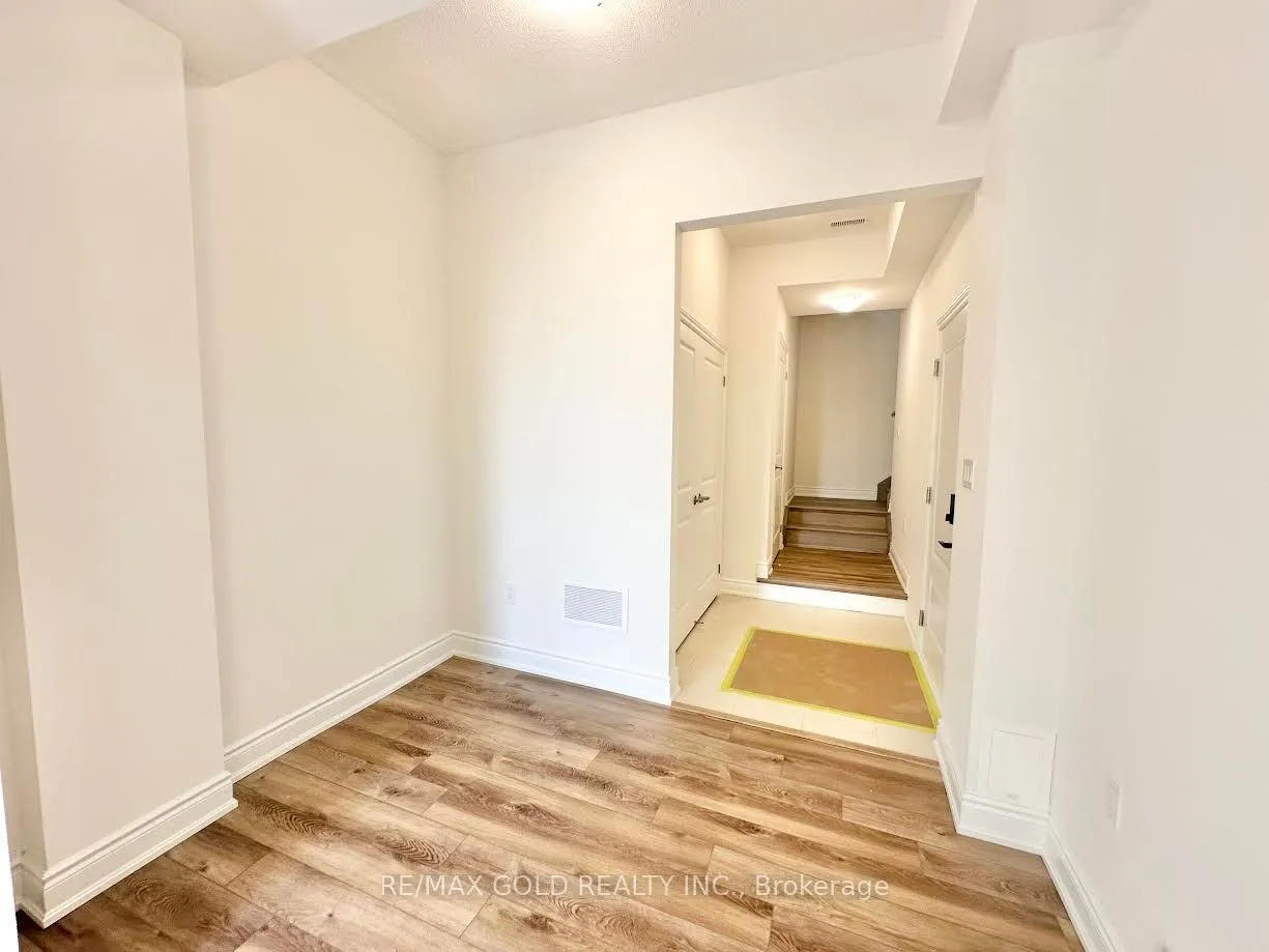 1292 Muller Lane
