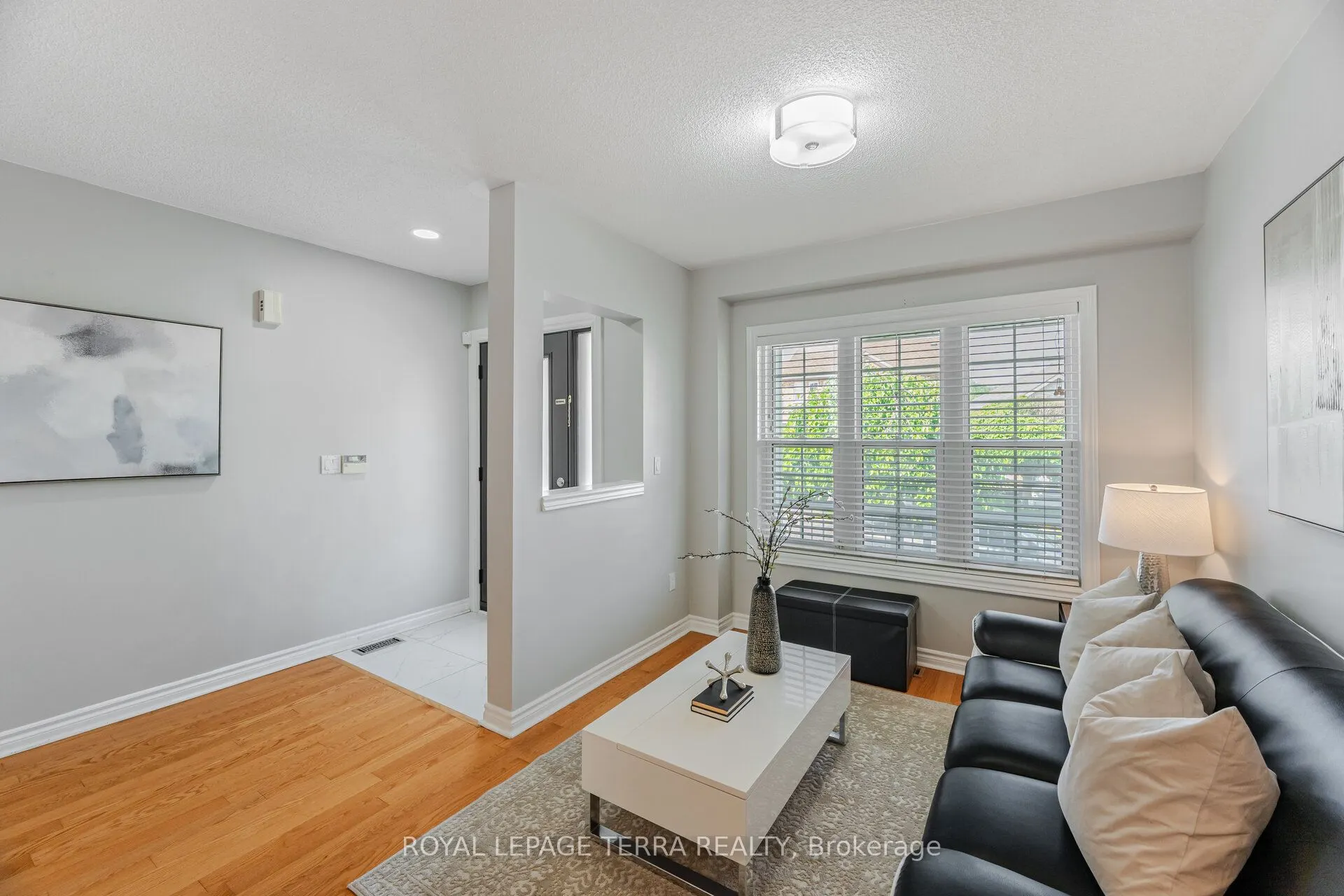 19 VALLEYPARK Crescent