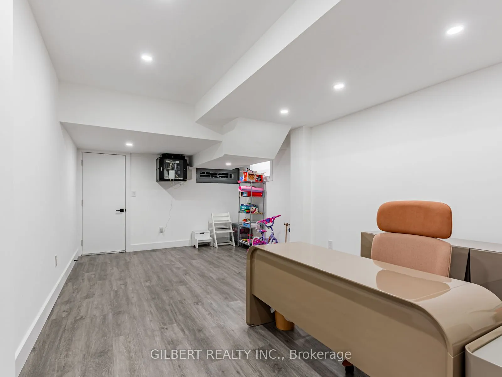 485 ridelle Avenue