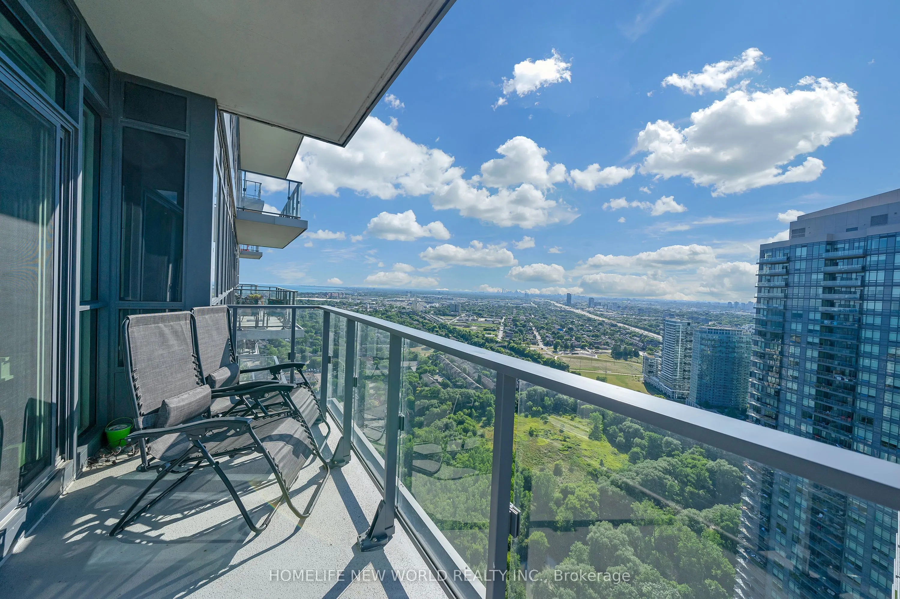 2220 Lake Shore Boulevard W, #4304