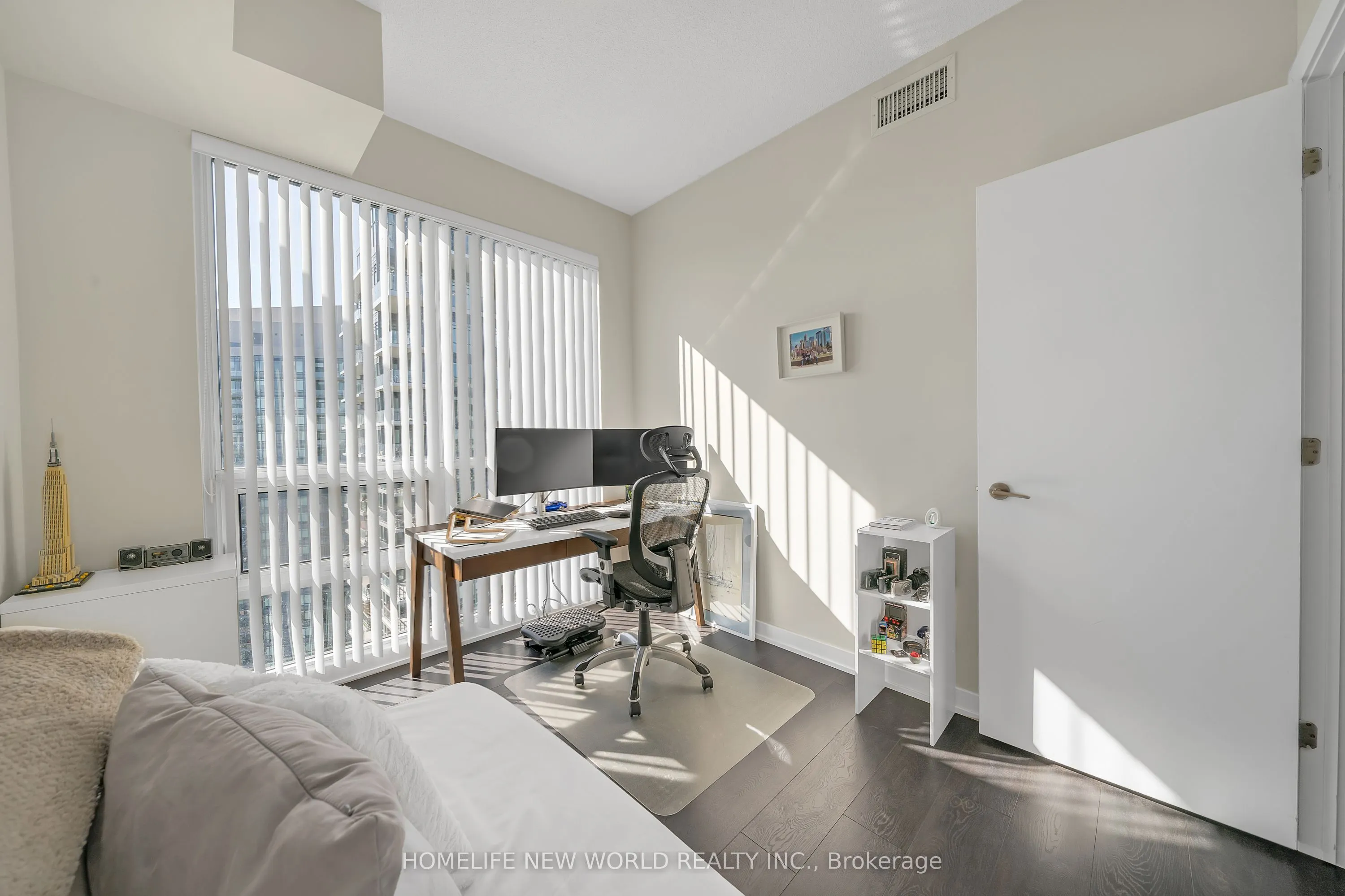 2220 Lake Shore Boulevard W, #4304