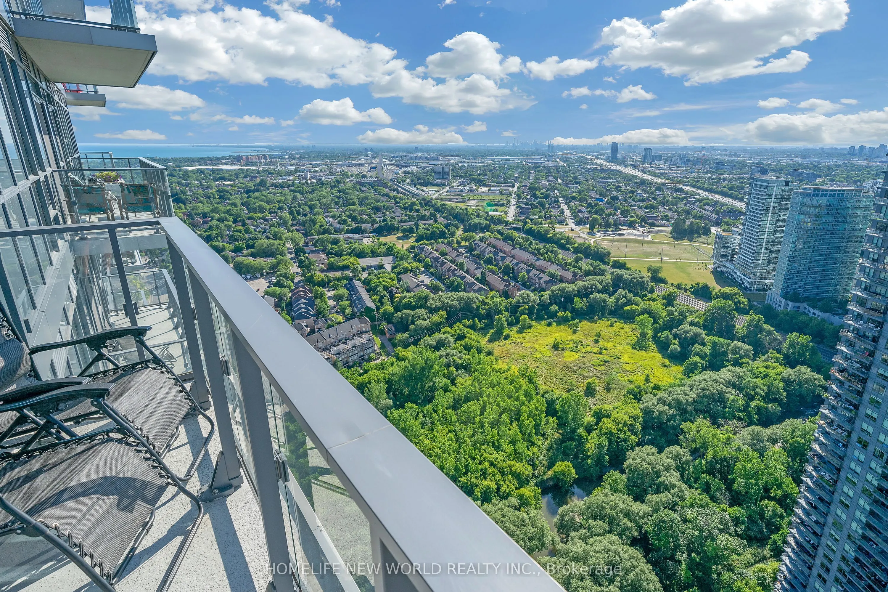 2220 Lake Shore Boulevard W, #4304