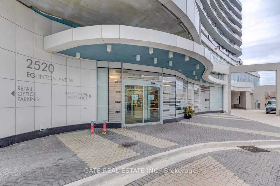 2520 Eglinton Avenue W, #607