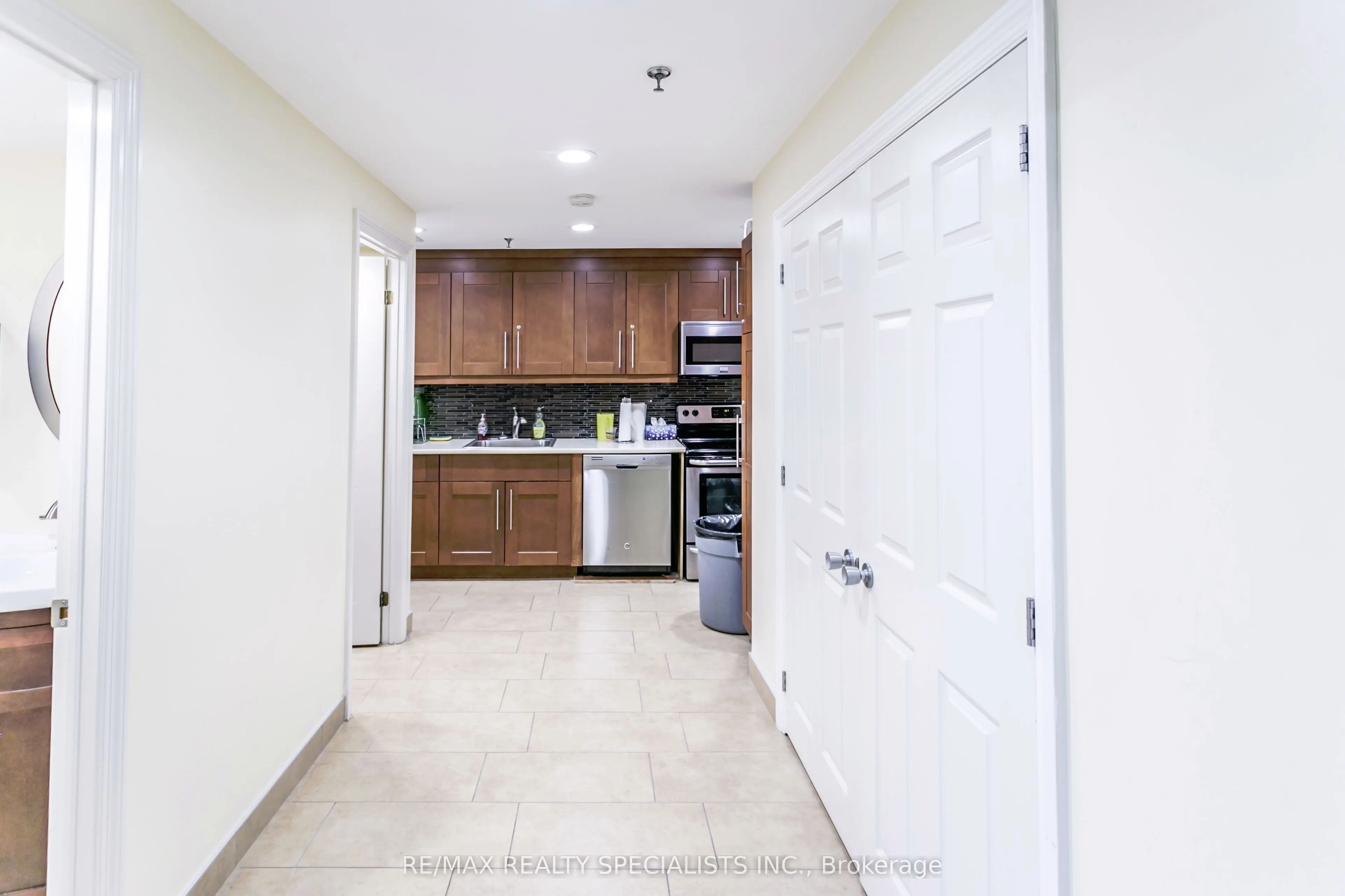 5080 Pinedale Avenue, #403