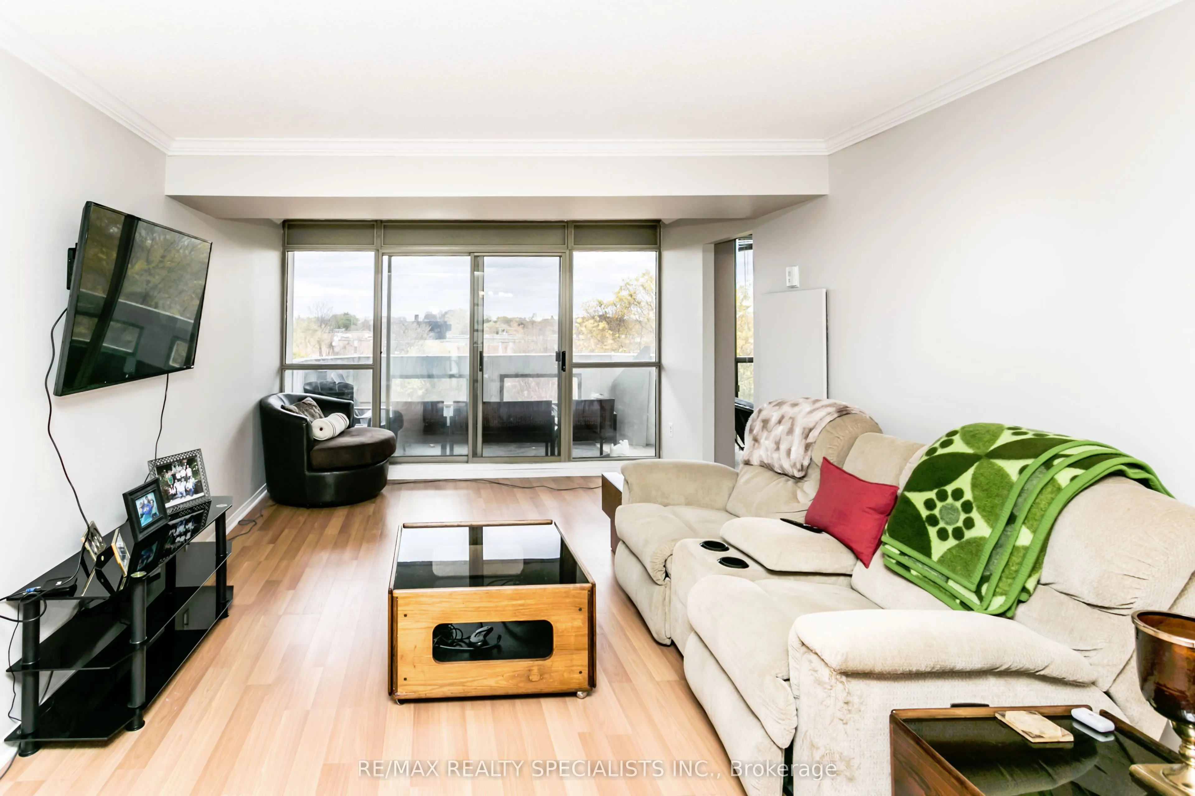 5080 Pinedale Avenue, #403