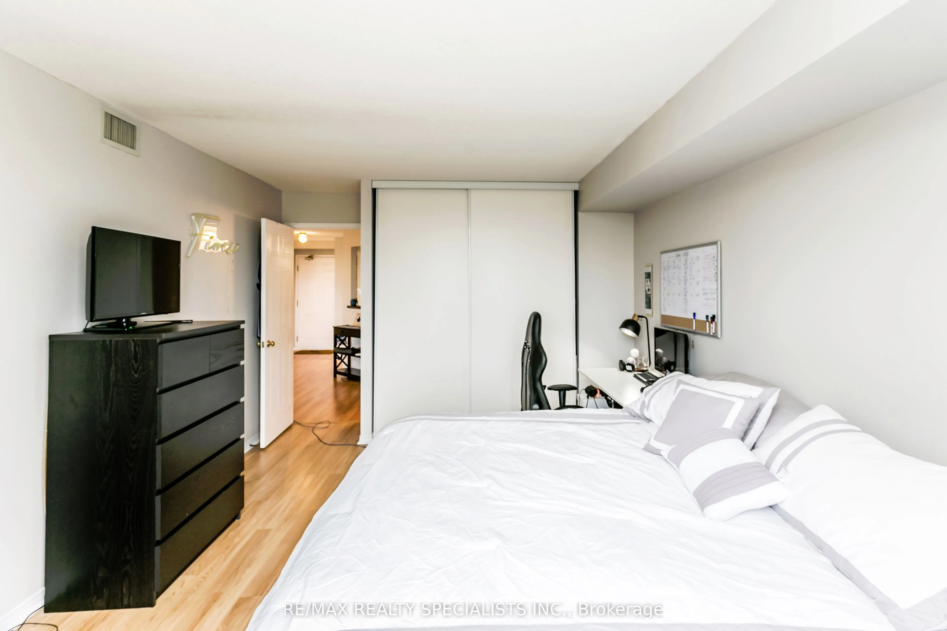 5080 Pinedale Avenue, #403