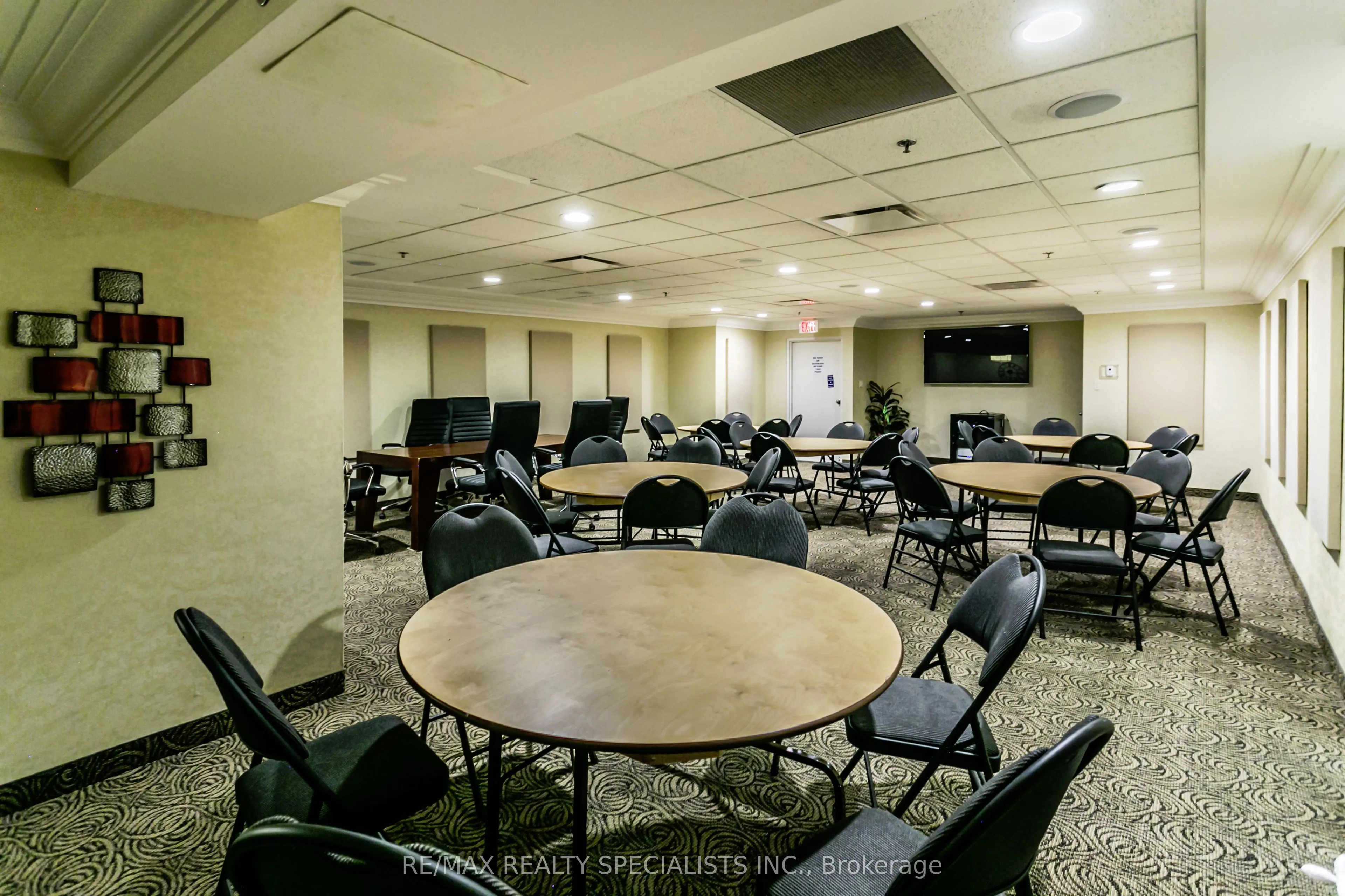 5080 Pinedale Avenue, #403