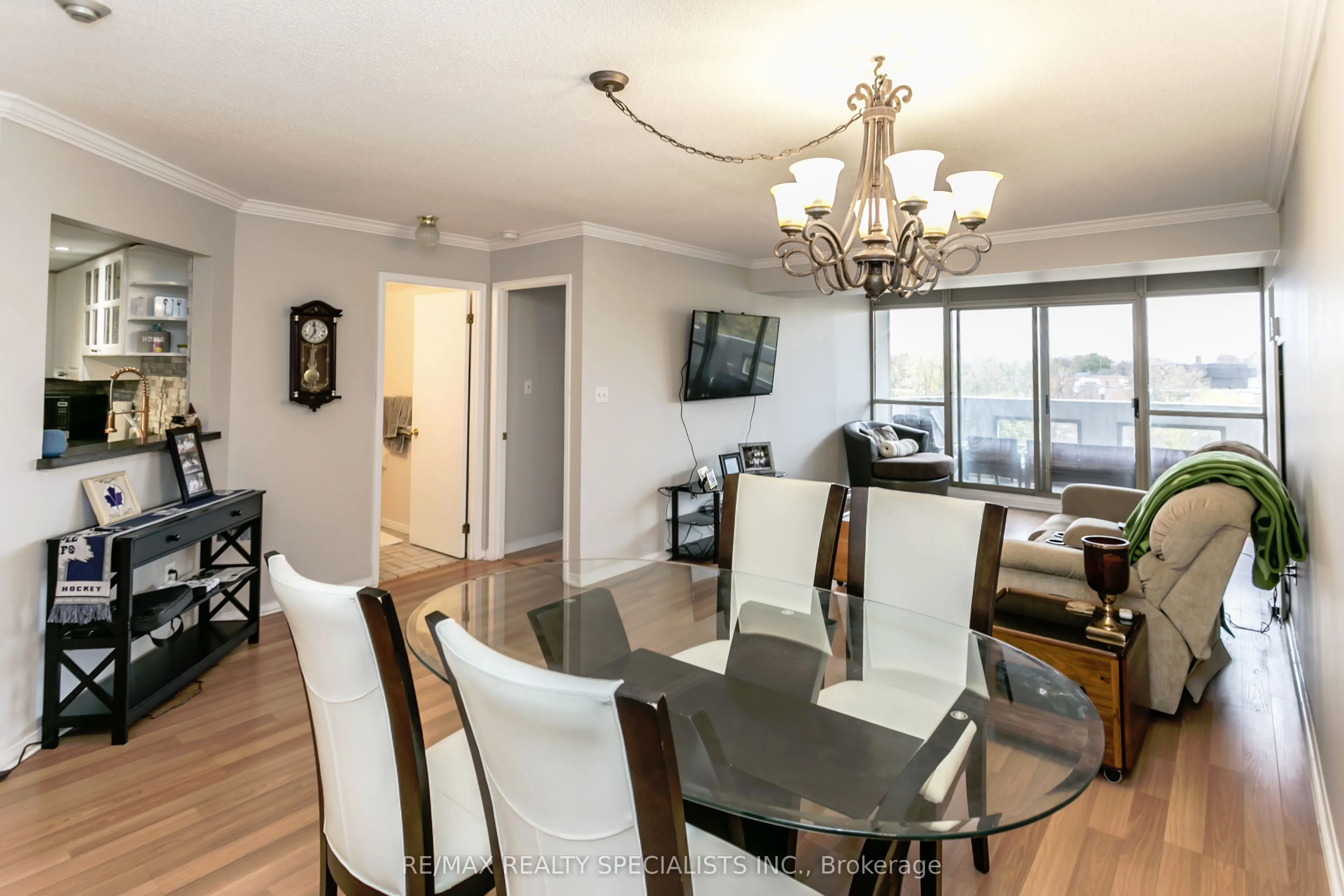 5080 Pinedale Avenue, #403