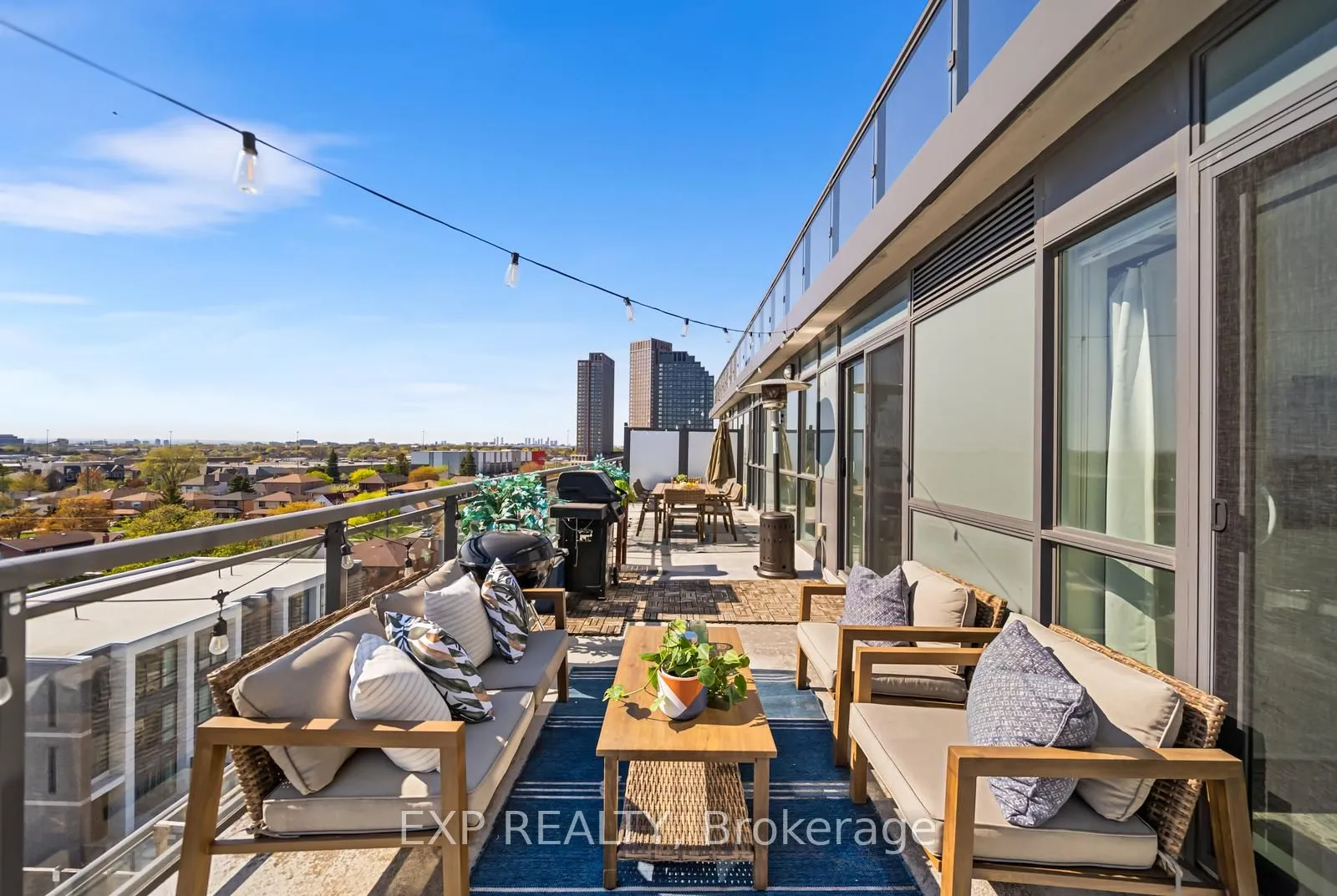 16 Mcadam Avenue, #705