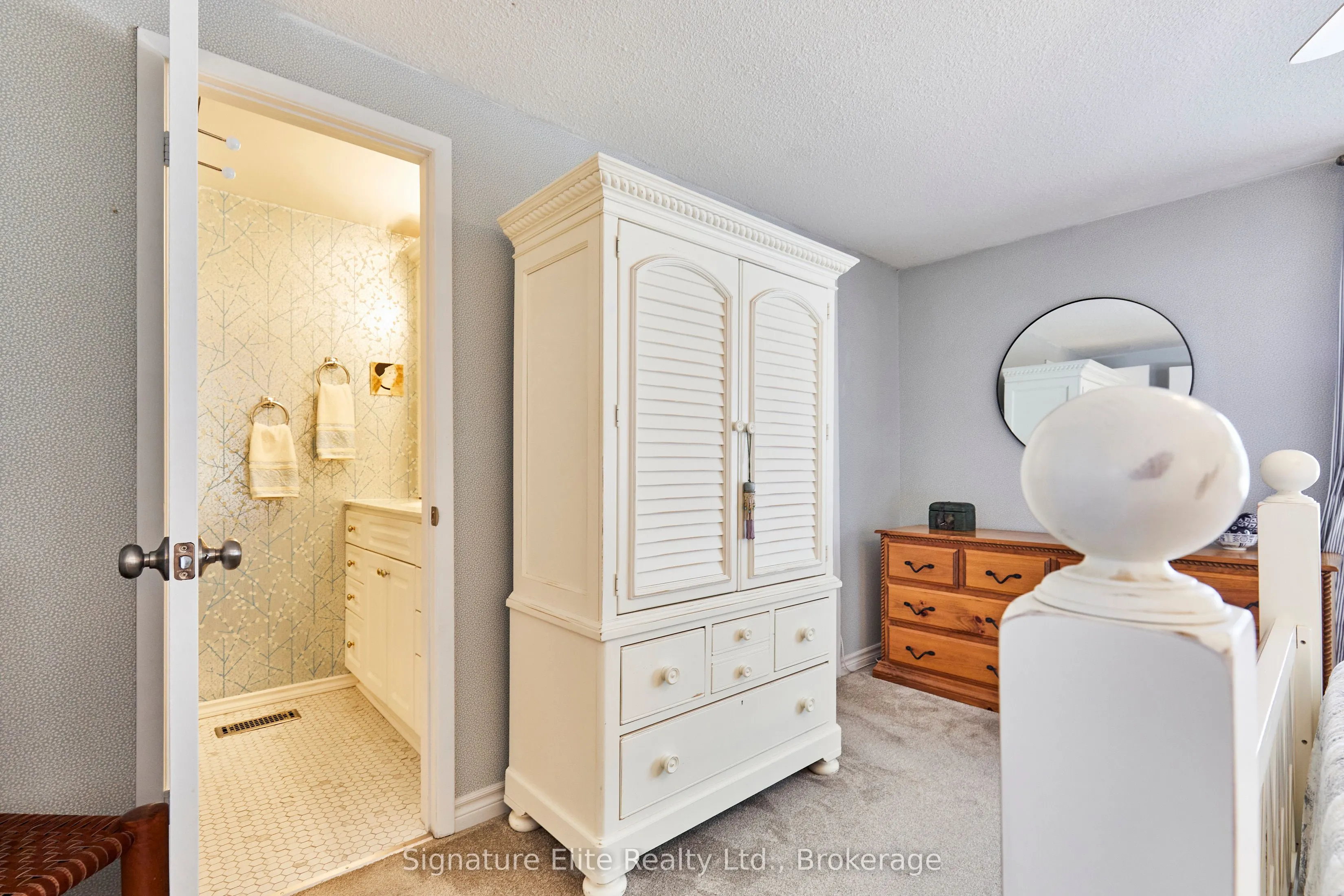 4156 Fieldgate Drive, #15